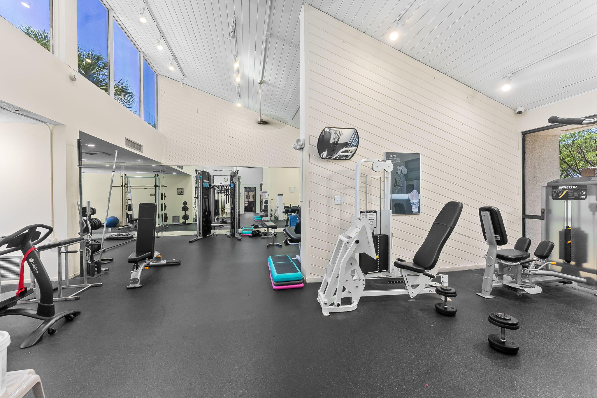 CYPRESS BEND CONDOMINIUM VI - Residential