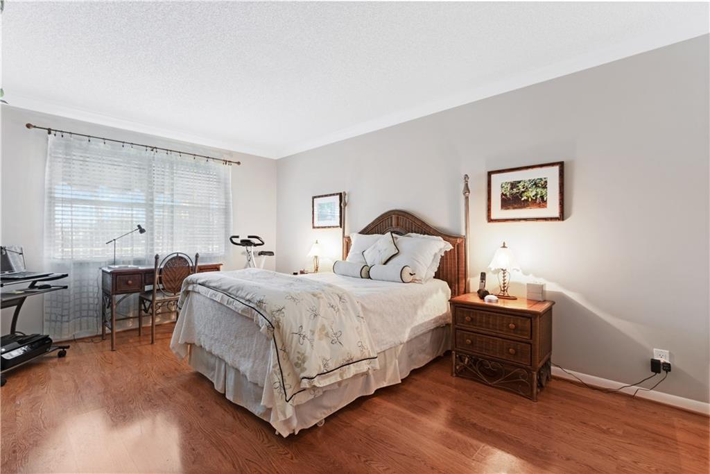 The Townhomes - Residential