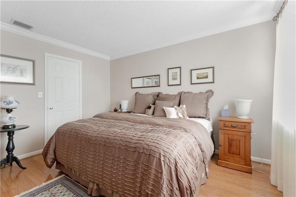 The Townhomes - Residential