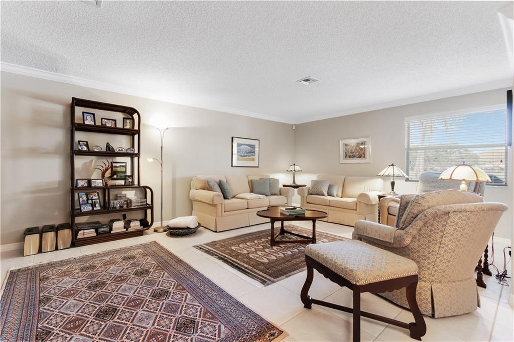 The Townhomes - Residential