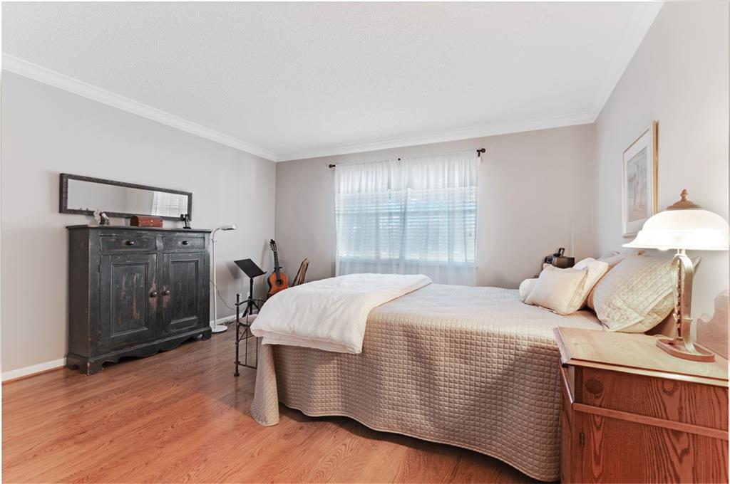 The Townhomes - Residential