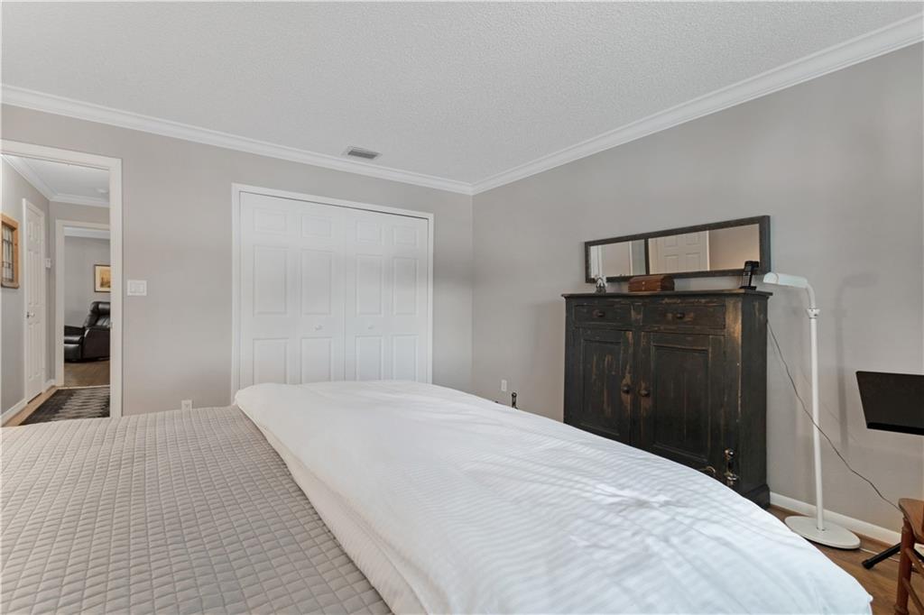 The Townhomes - Residential
