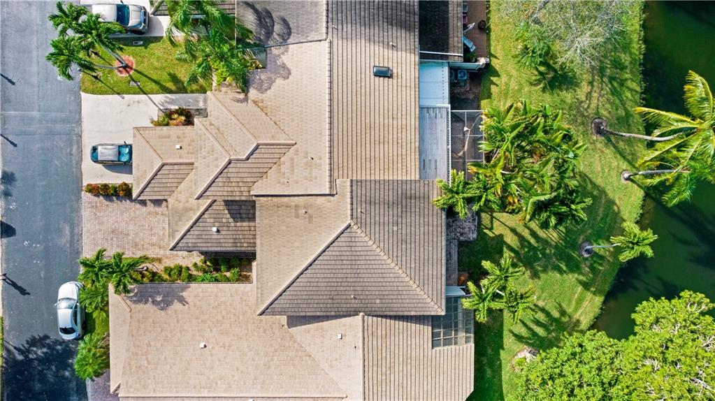 The Townhomes - Residential
