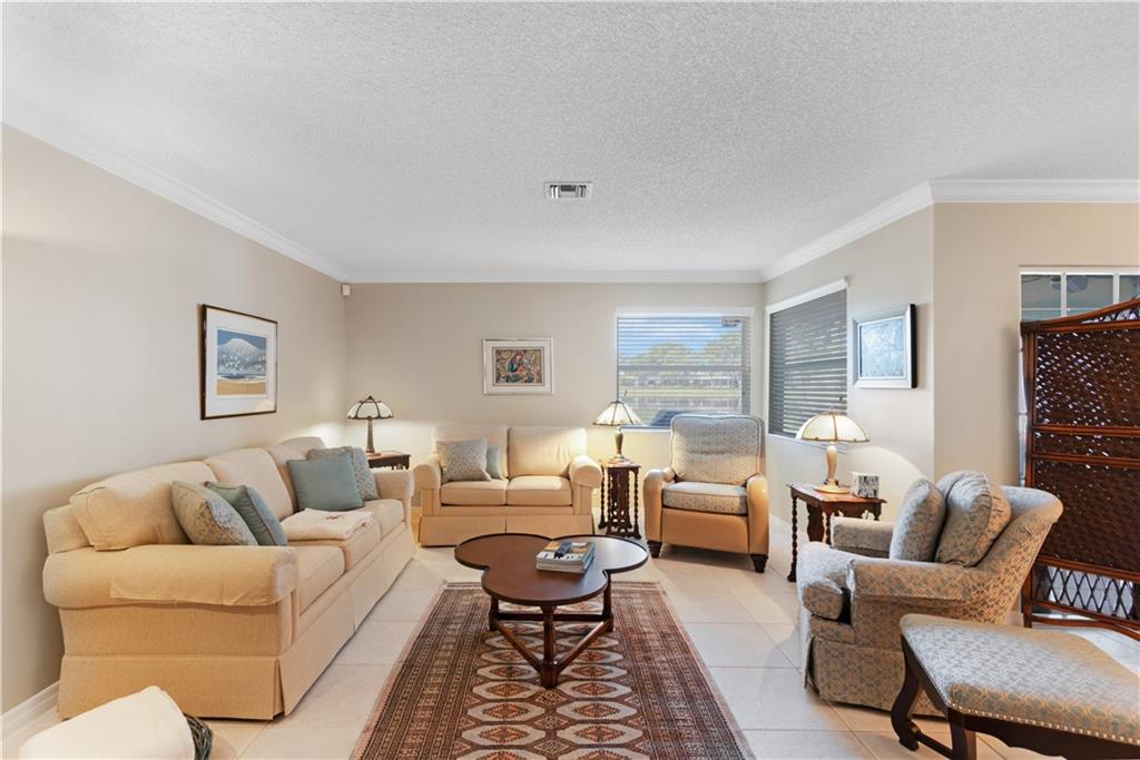 The Townhomes - Residential