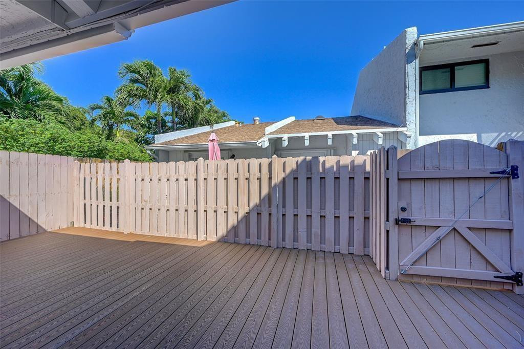 OCEAN SURF CONDO - Residential Lease