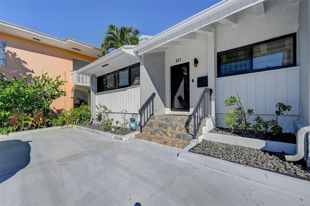CORNER REMODELED VILLA IS JUST STEPS TO THE OCEAN AND ICONIC BROADWALK. FEATURES SOARING CATHERDRAL CEILING WITH SKYLIGHT. BEAUTIFUL OPEN KITCHEN, SPACIOUS PRIVATE PATIO , IMPACT WINDOWS ELECTRIC CAR?? EV CHARGER IS NEXT TO PARKING SPACE!...SMALL COMMUNITY OF ONLY 12 VILLAS AND TOWNHOUSES OFFERS PRIVATE POOL AND ASSIGNED PARKING. THIS IS THE PERFECT BEACHSIDE RESIDENCE.....