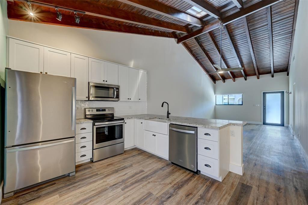 OCEAN SURF CONDO - Residential Lease