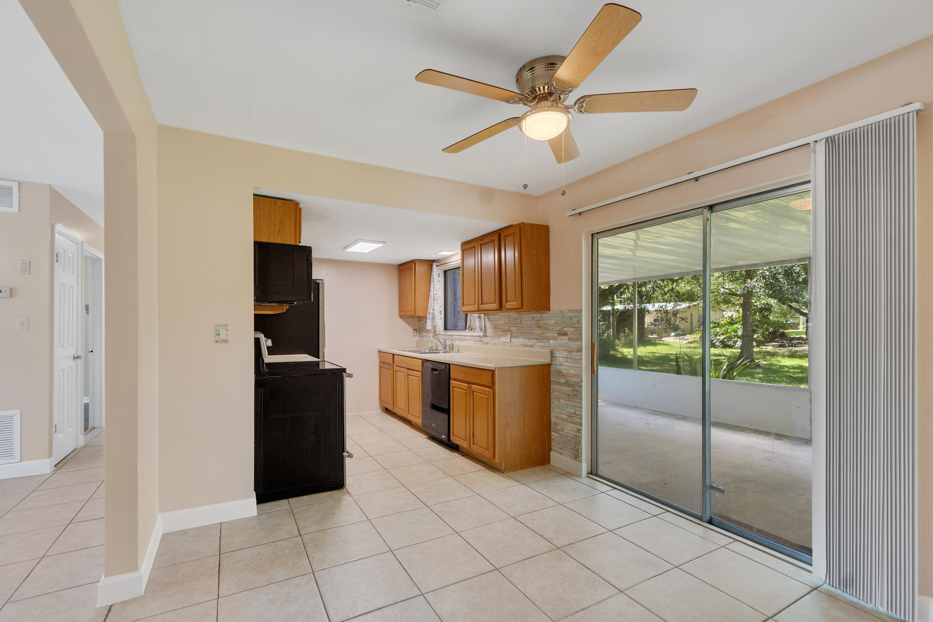 PINE TREE PARK UNIT NO 4 - Residential