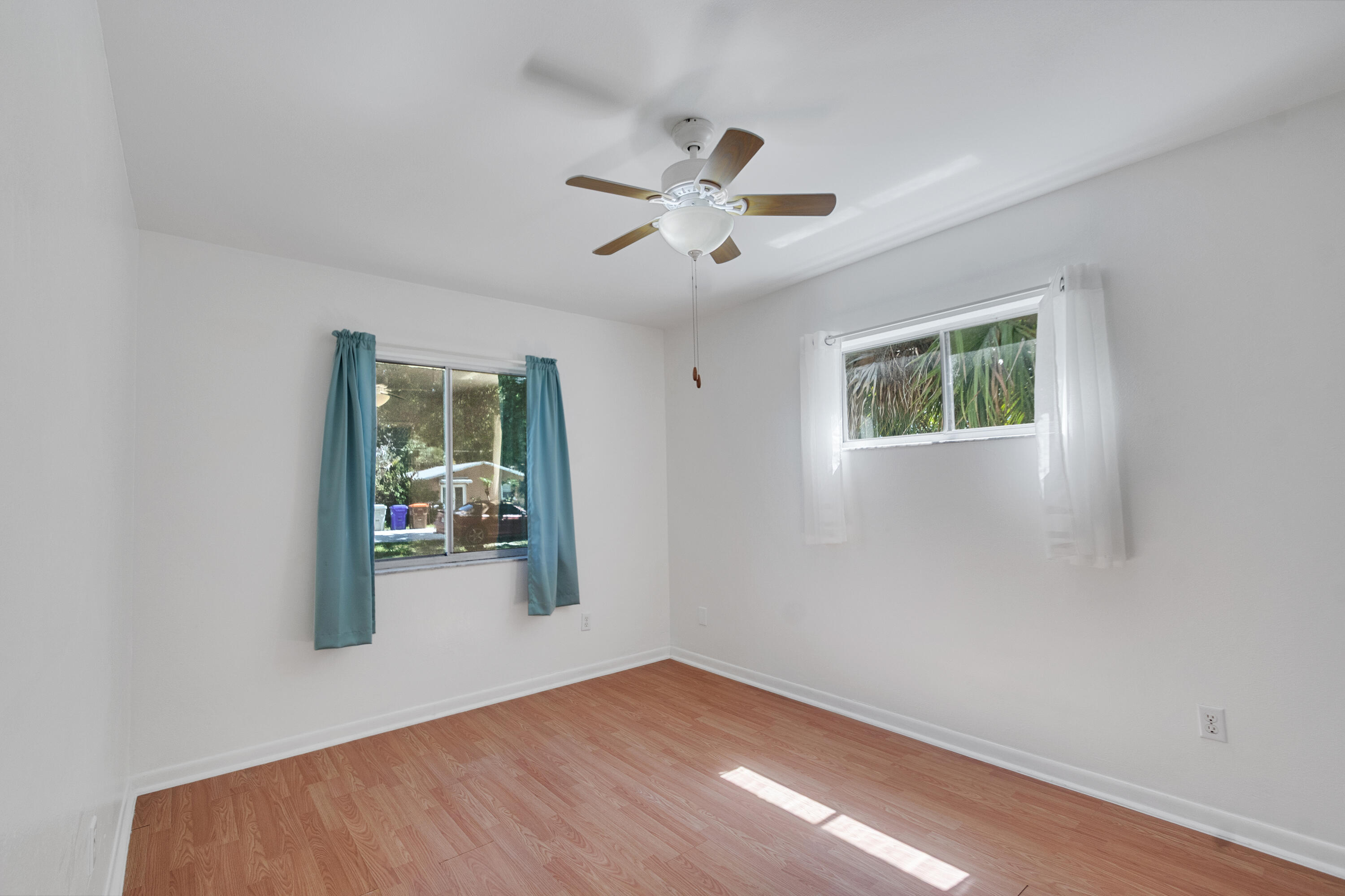 PINE TREE PARK UNIT NO 4 - Residential