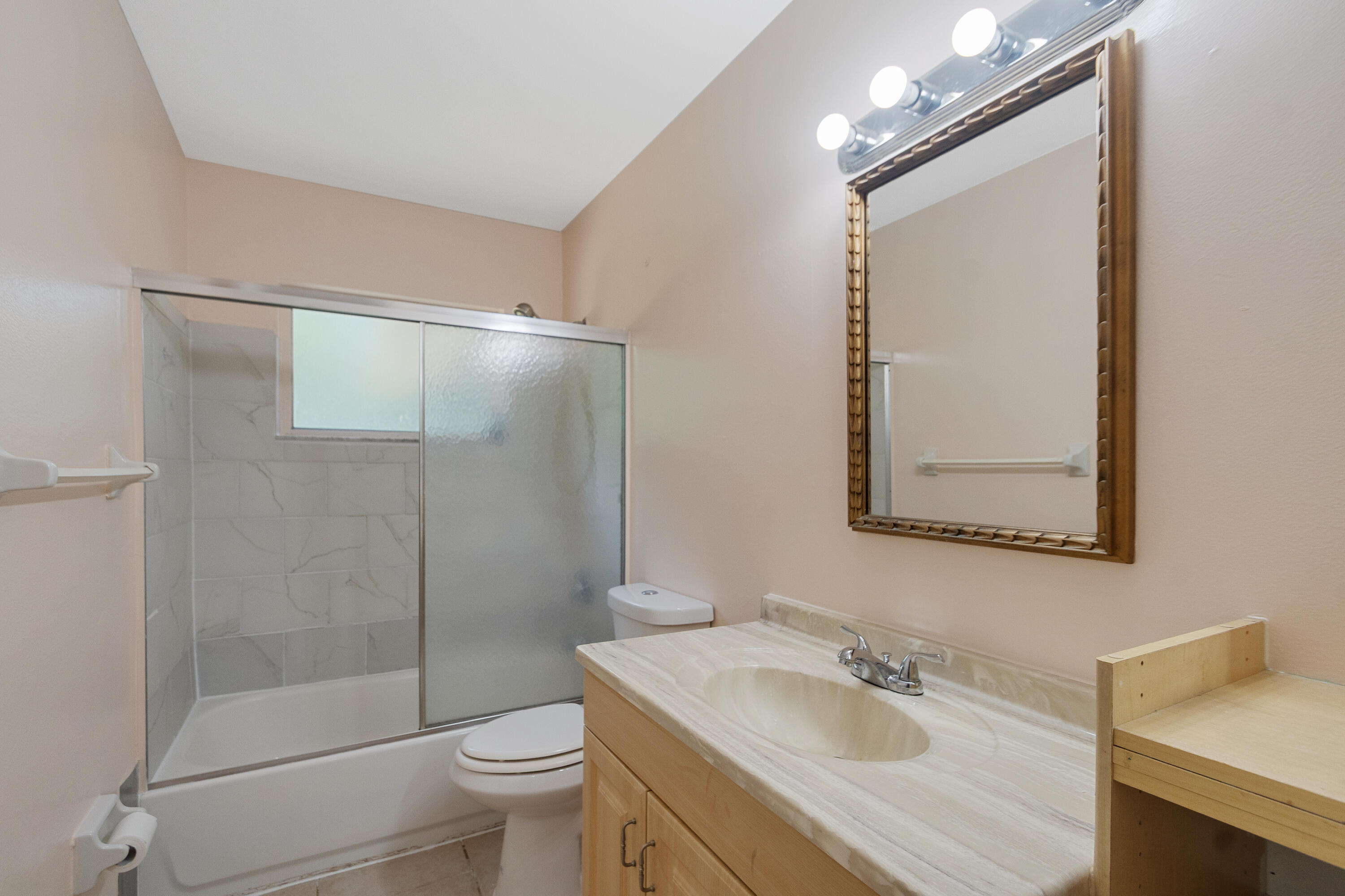 PINE TREE PARK UNIT NO 4 - Residential