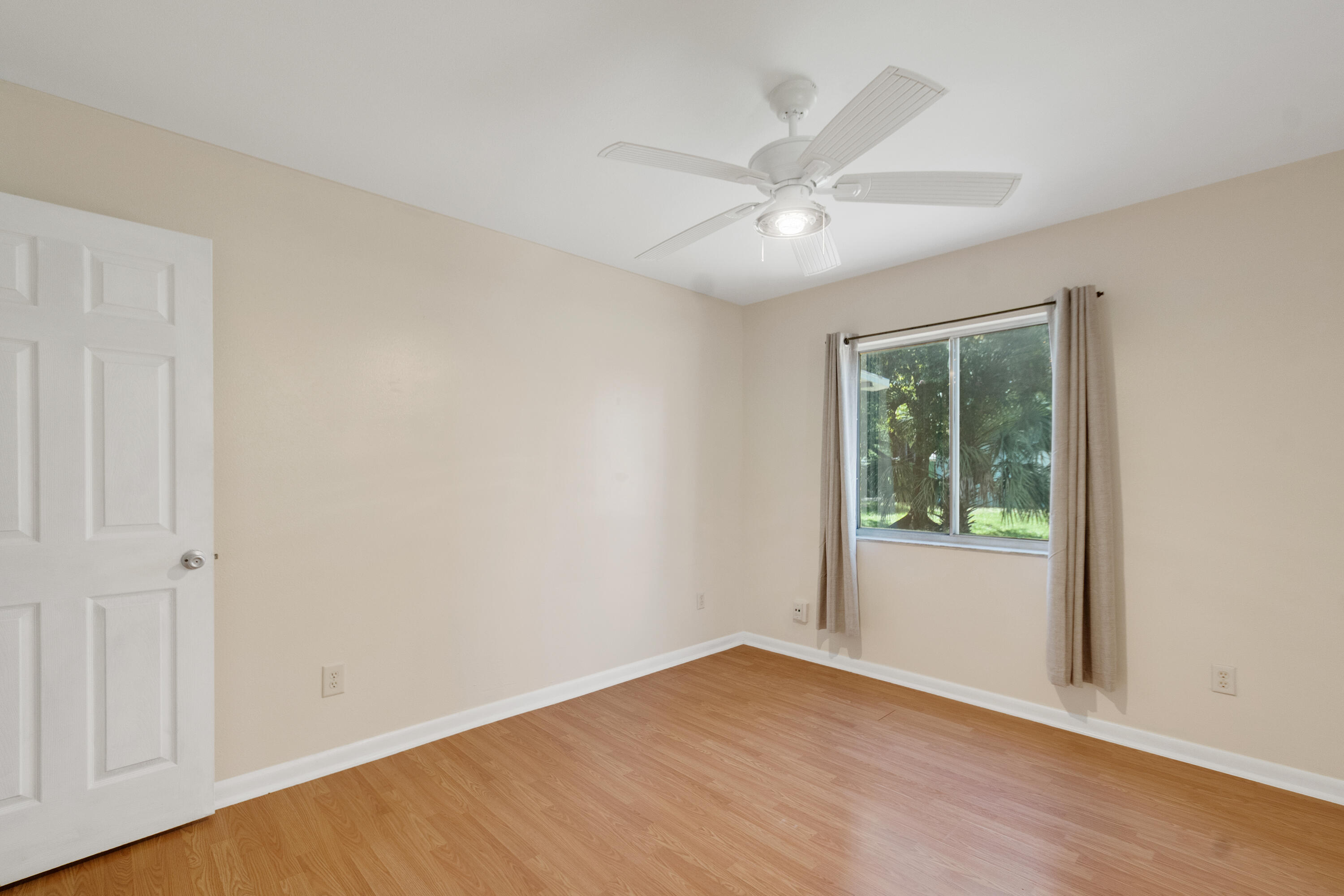PINE TREE PARK UNIT NO 4 - Residential