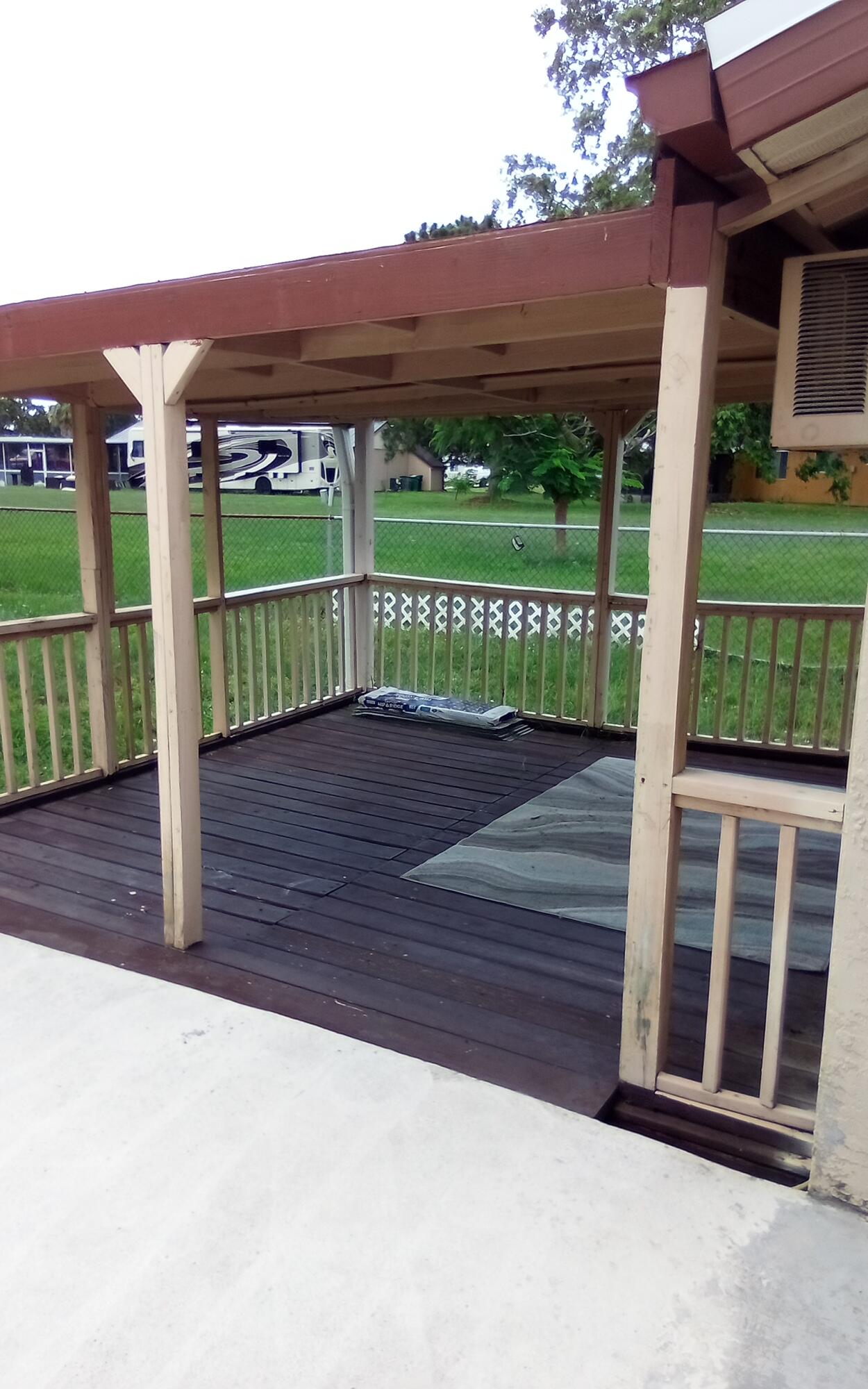 PORT ST LUCIE SECTION 42 1ST REPLAT - Residential