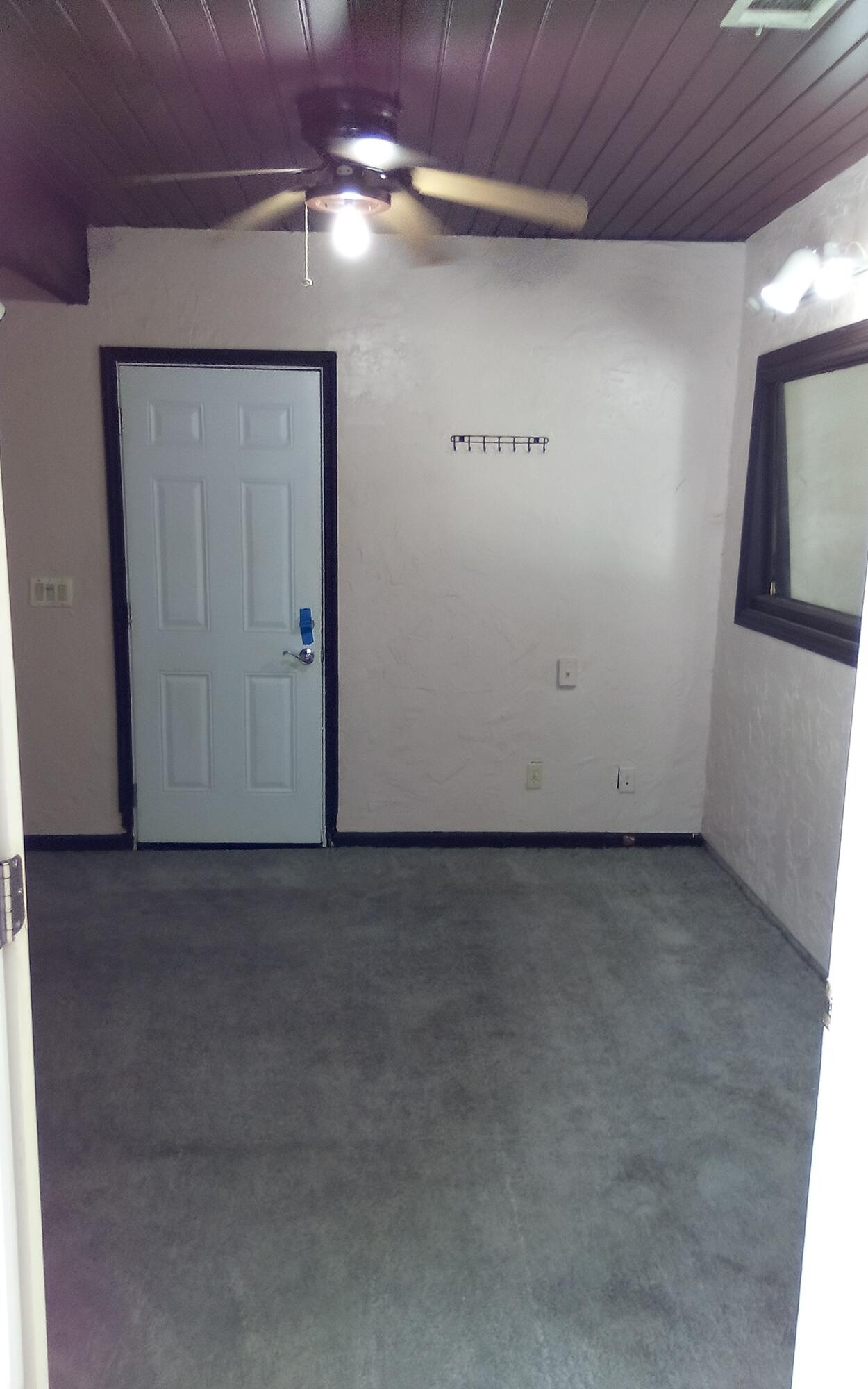 PORT ST LUCIE SECTION 42 1ST REPLAT - Residential