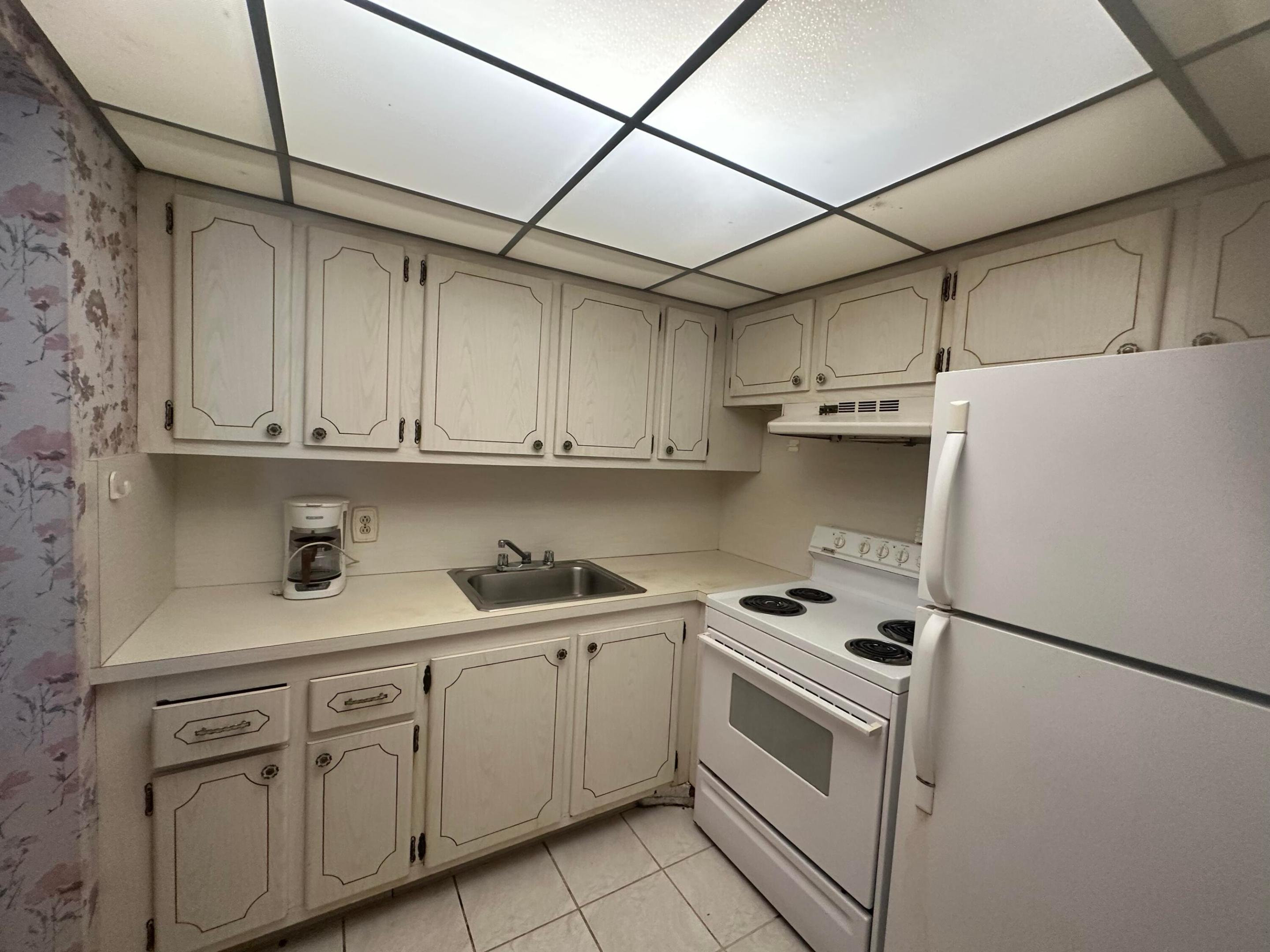 NORTHAMPTON CONDOS - Residential