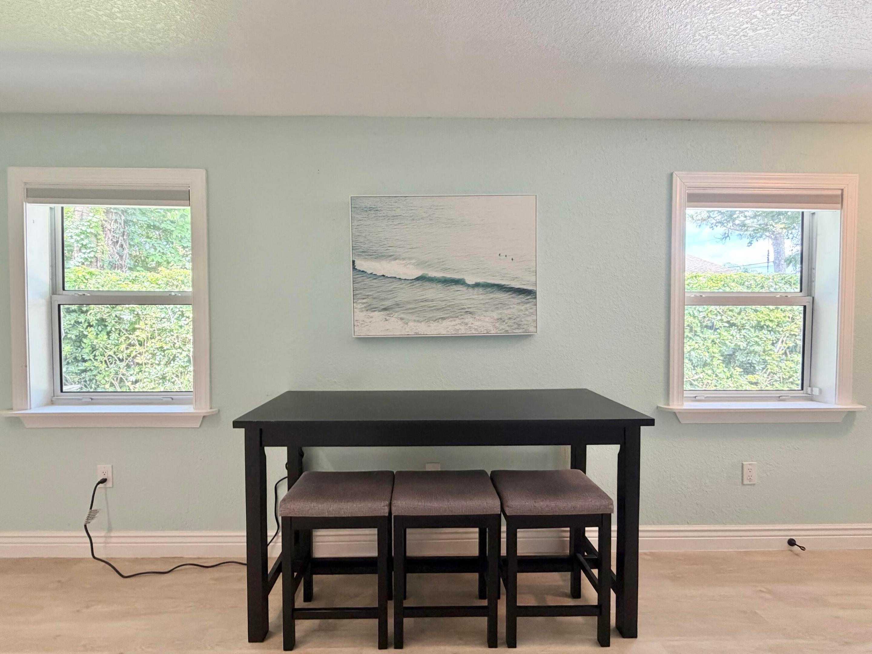 NORTH PALM BEACH HEIGHTS - Residential Lease