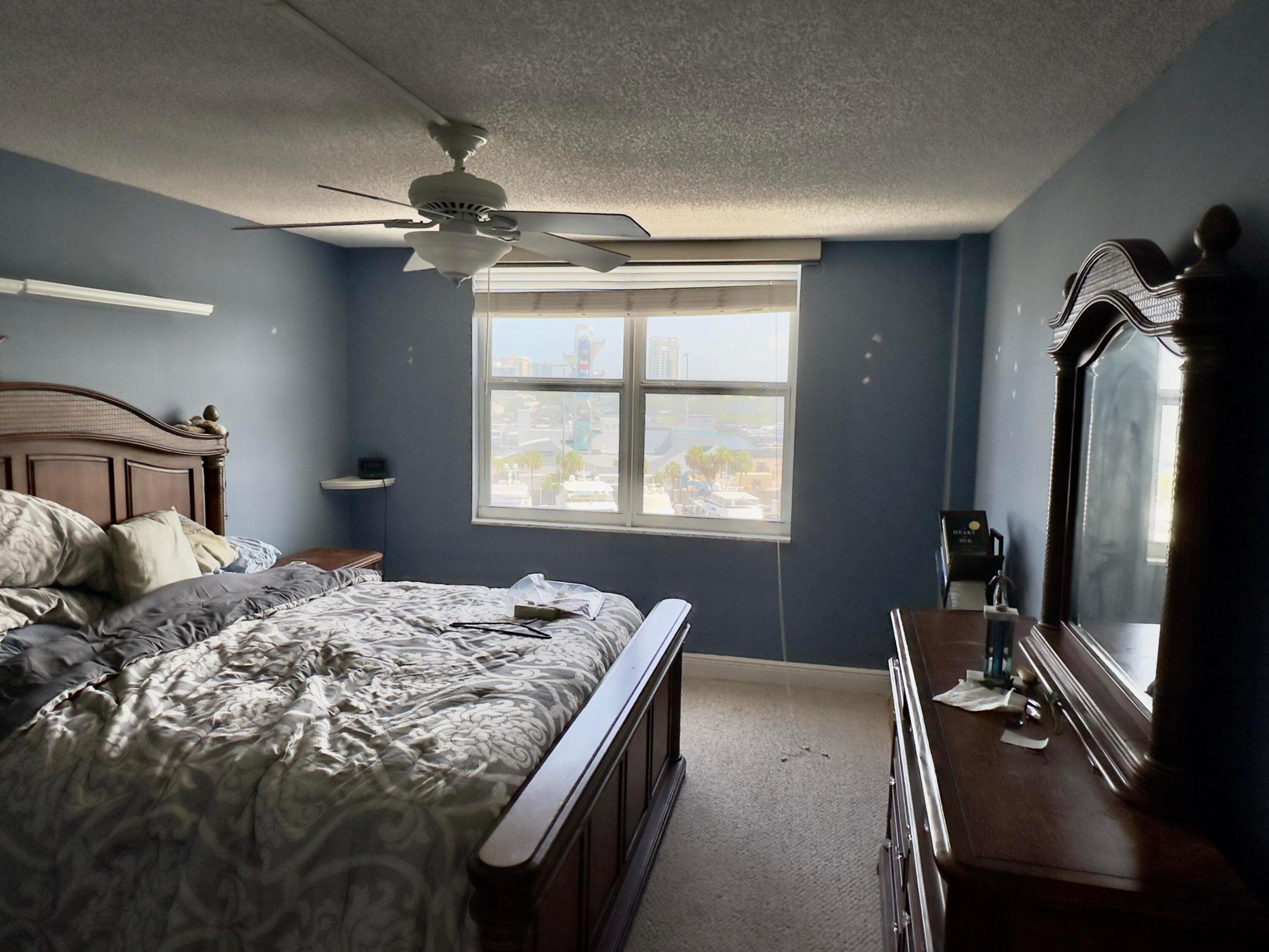 VENETIAN CONDO - Residential