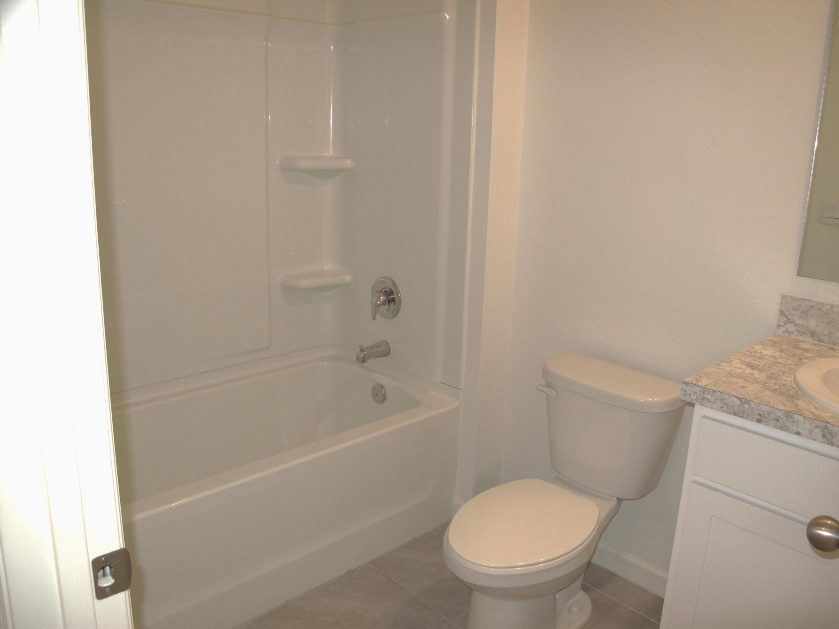 VERANO SOUTH PUD 1 - POD G - PLAT NO. 1 - Residential Lease