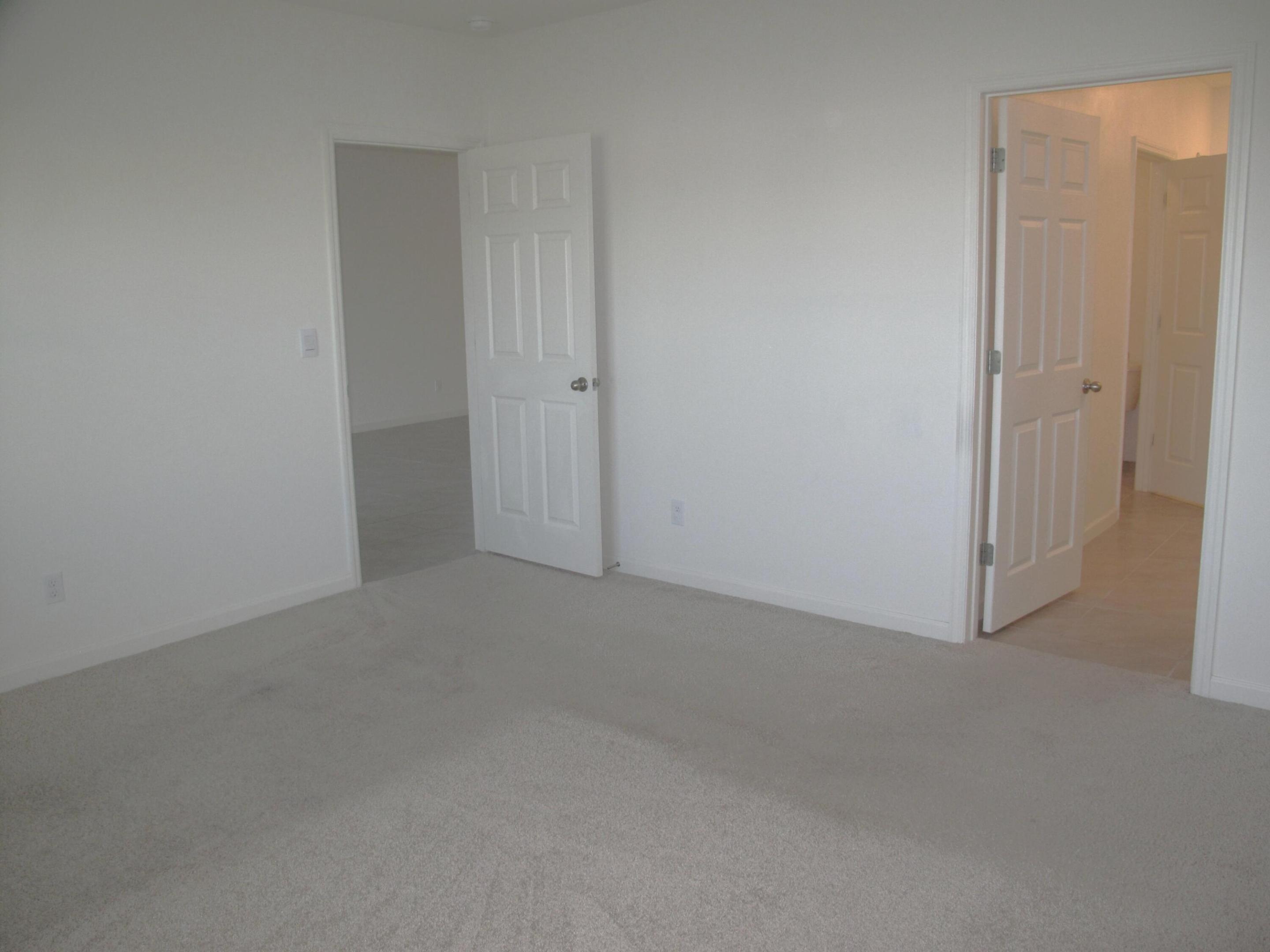 VERANO SOUTH PUD 1 - POD G - PLAT NO. 1 - Residential Lease
