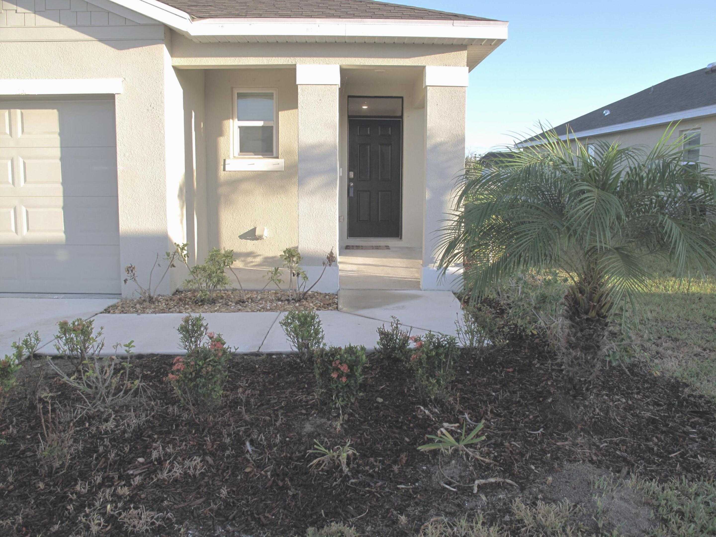 VERANO SOUTH PUD 1 - POD G - PLAT NO. 1 - Residential Lease
