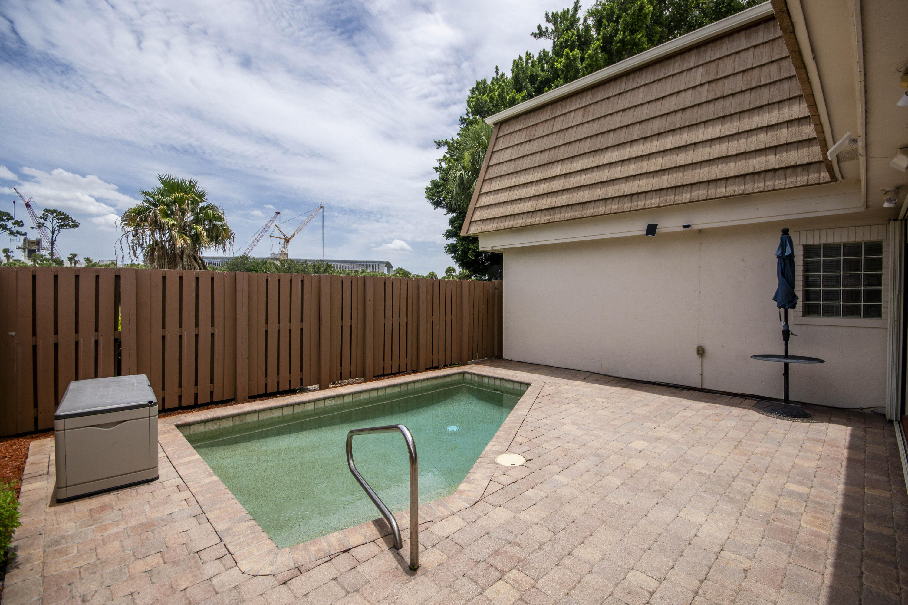 Winchester Courts - Residential