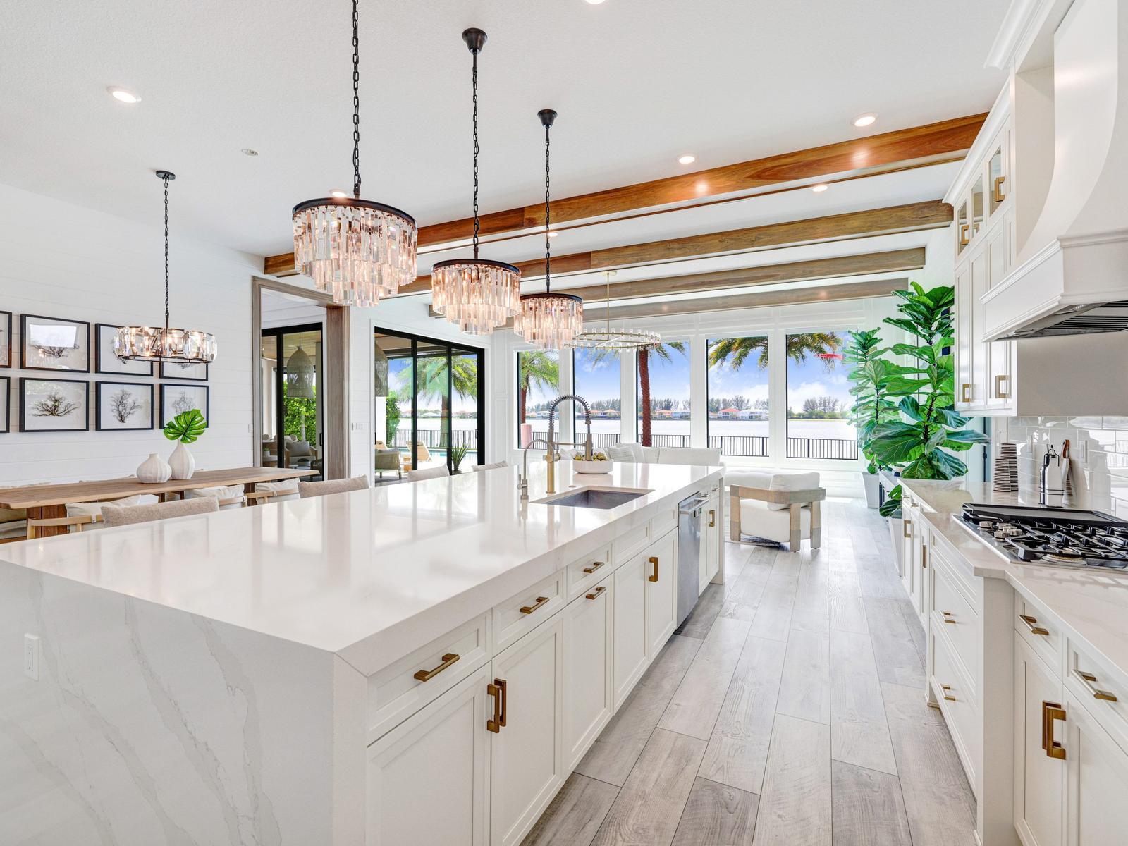 PARKLAND BAY - Residential