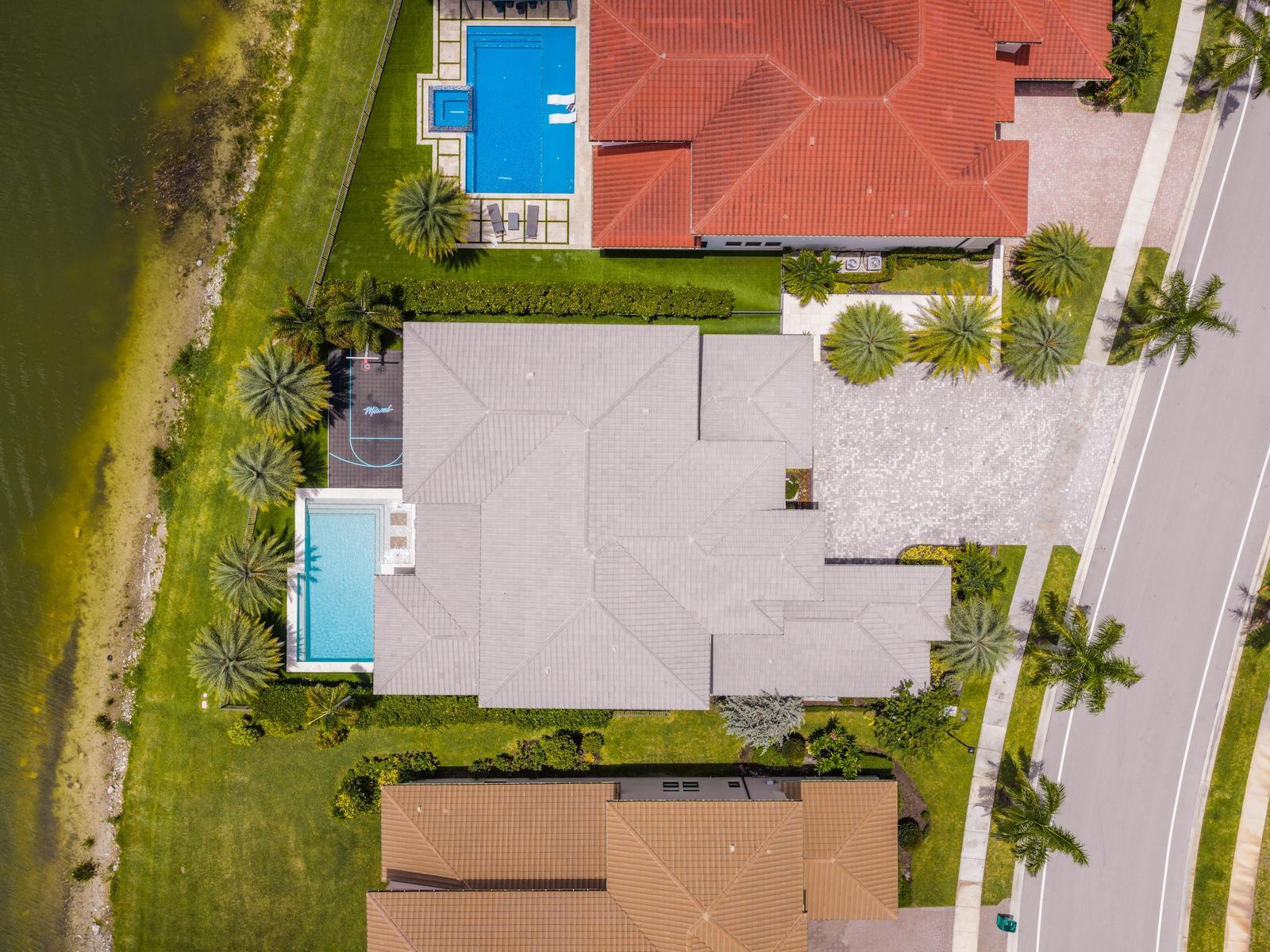 PARKLAND BAY - Residential