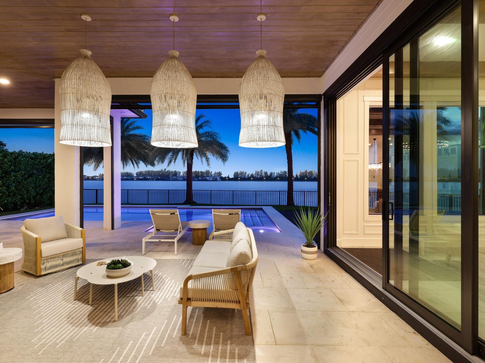 PARKLAND BAY - Residential