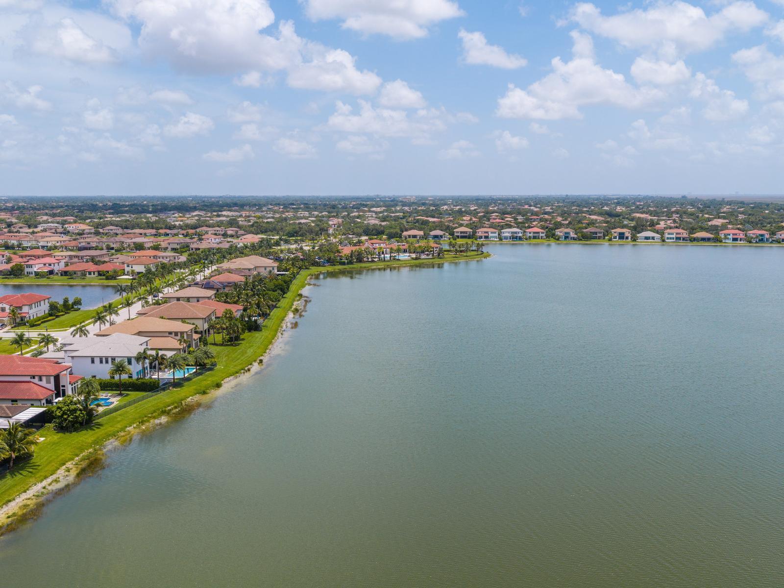 PARKLAND BAY - Residential