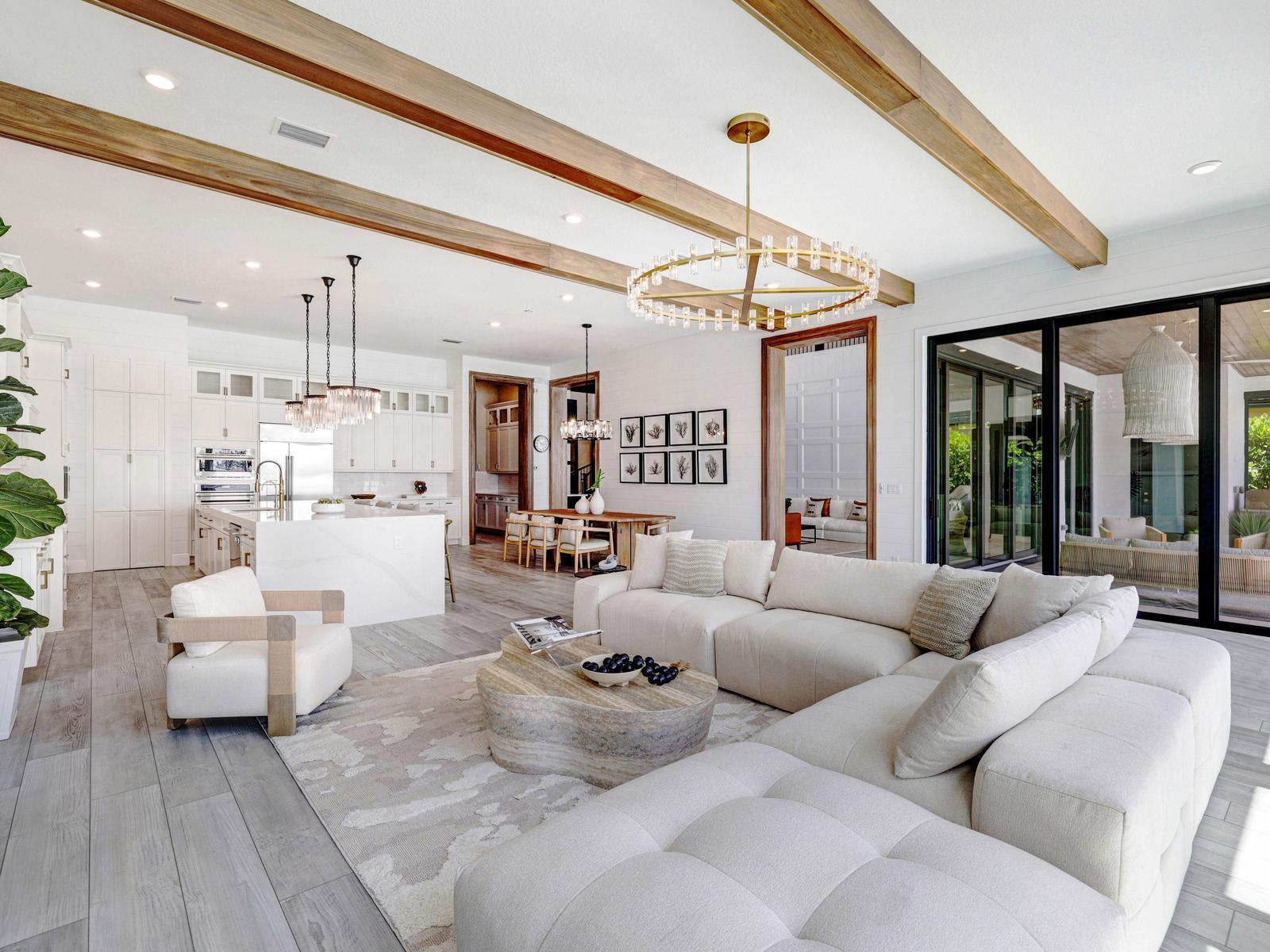 PARKLAND BAY - Residential