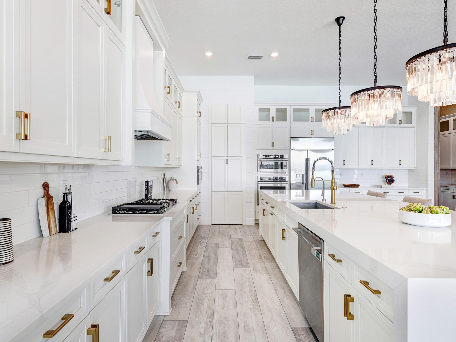 PARKLAND BAY - Residential