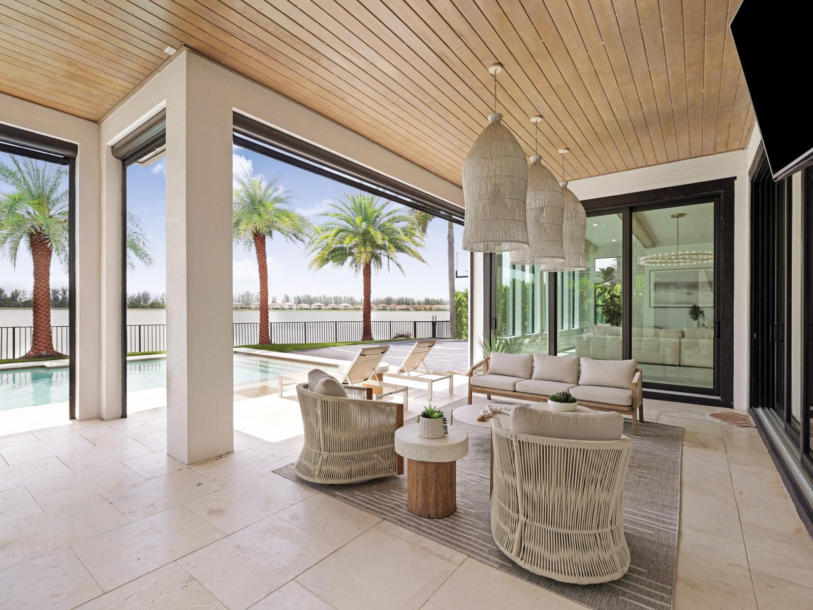 PARKLAND BAY - Residential