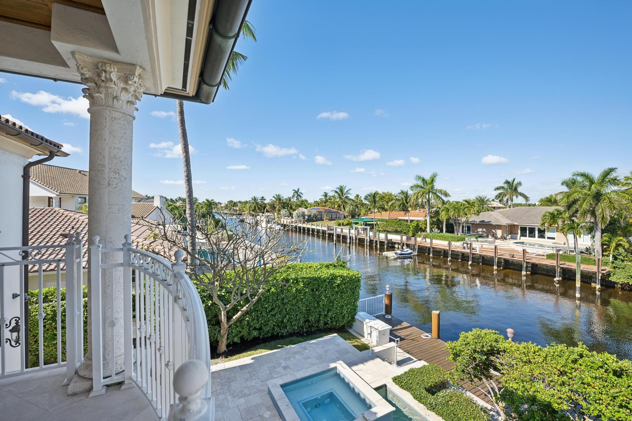 Bermuda-Riviera - Residential