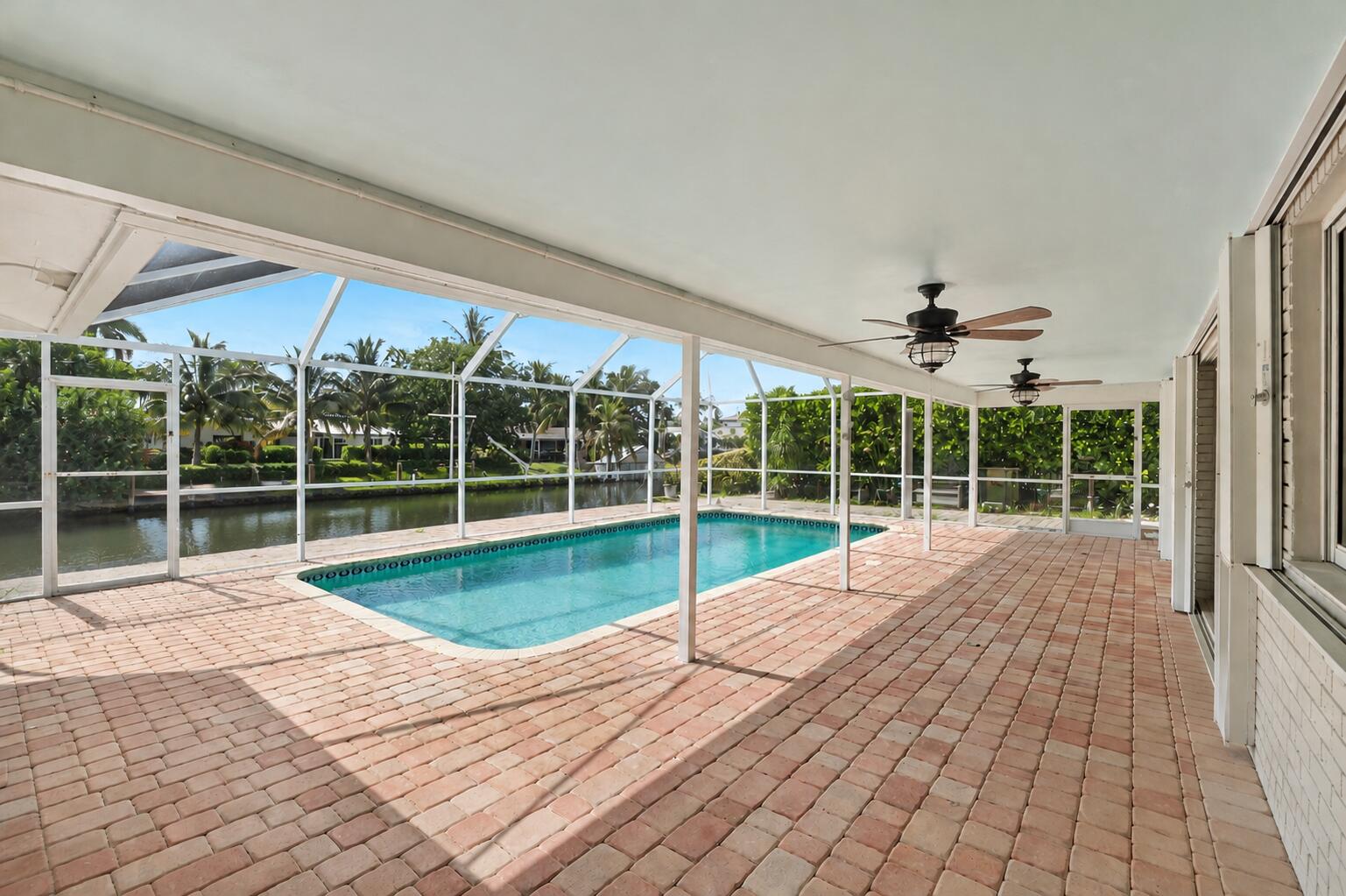VENETIAN ISLES 2ND SEC - Residential