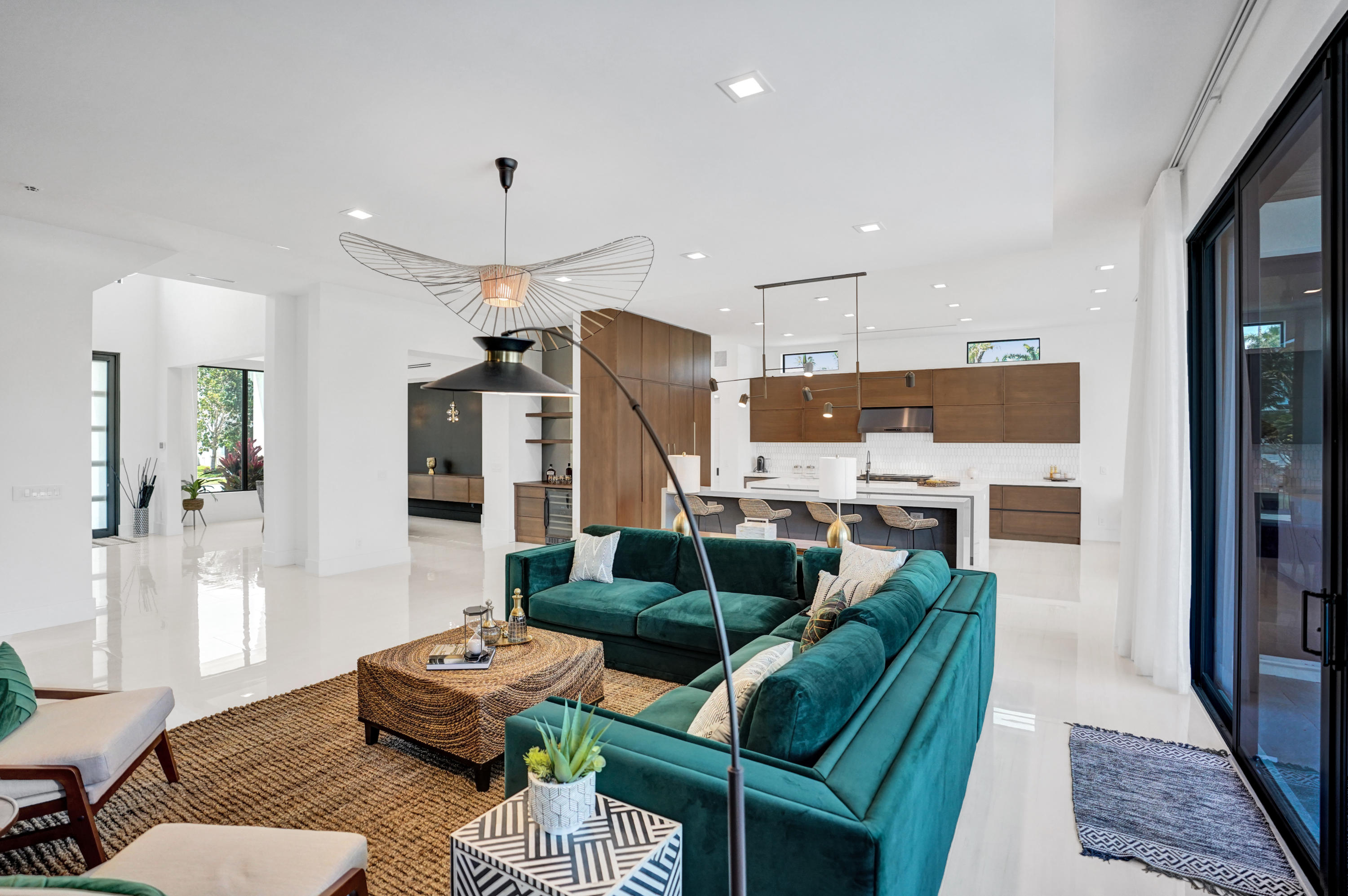BOCA HARBOUR 5TH SEC - Residential