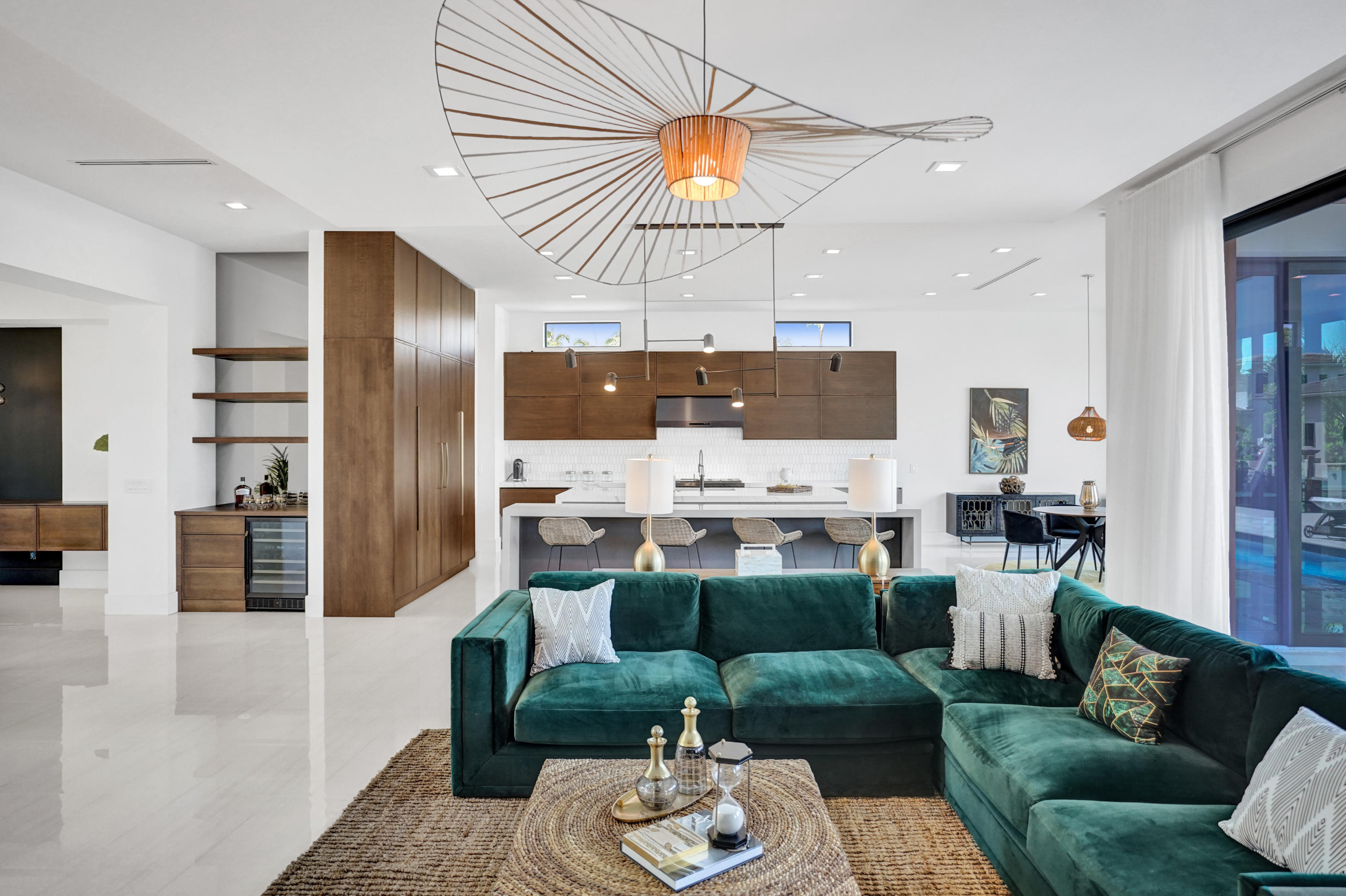 BOCA HARBOUR 5TH SEC - Residential