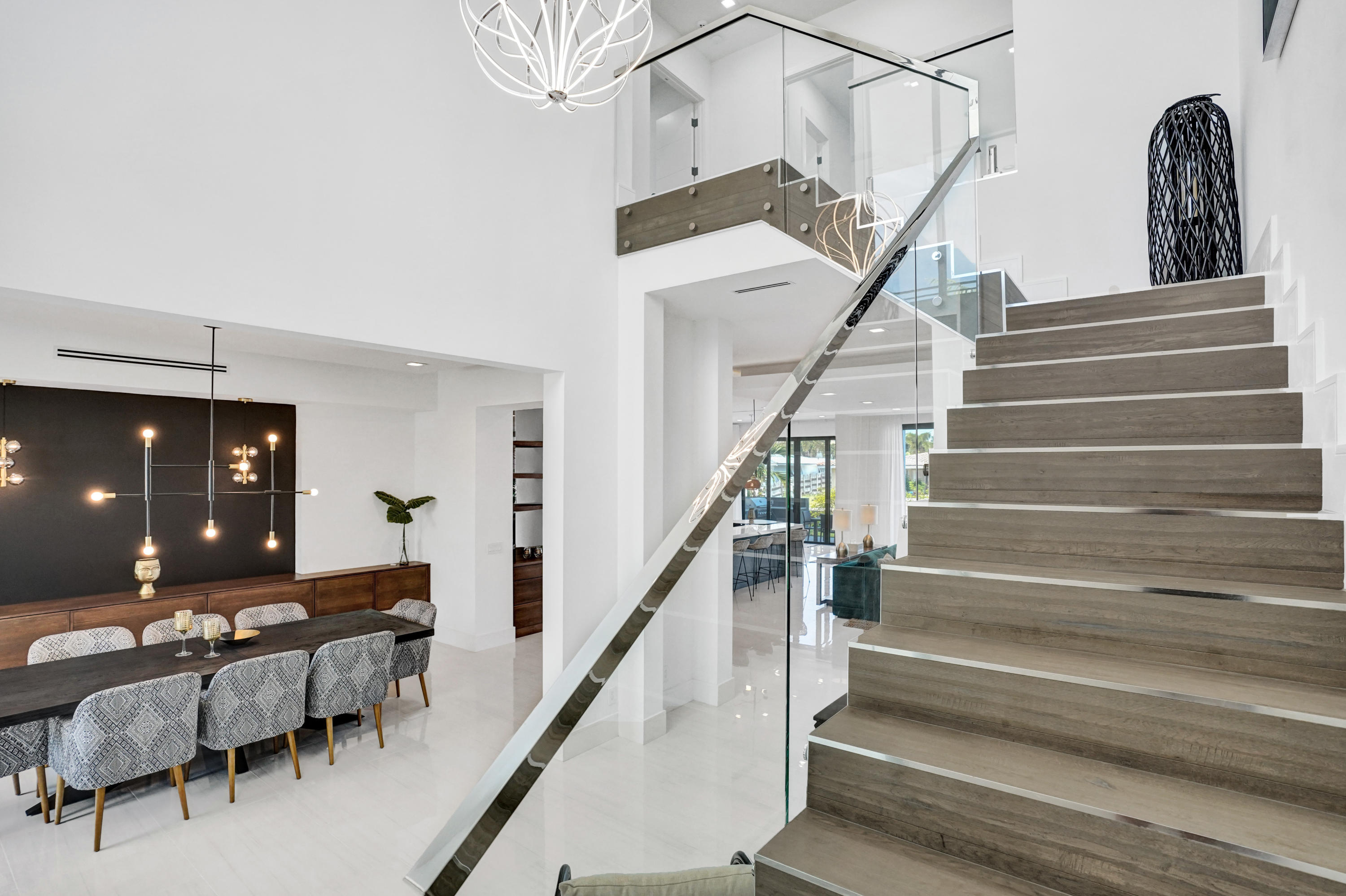 BOCA HARBOUR 5TH SEC - Residential