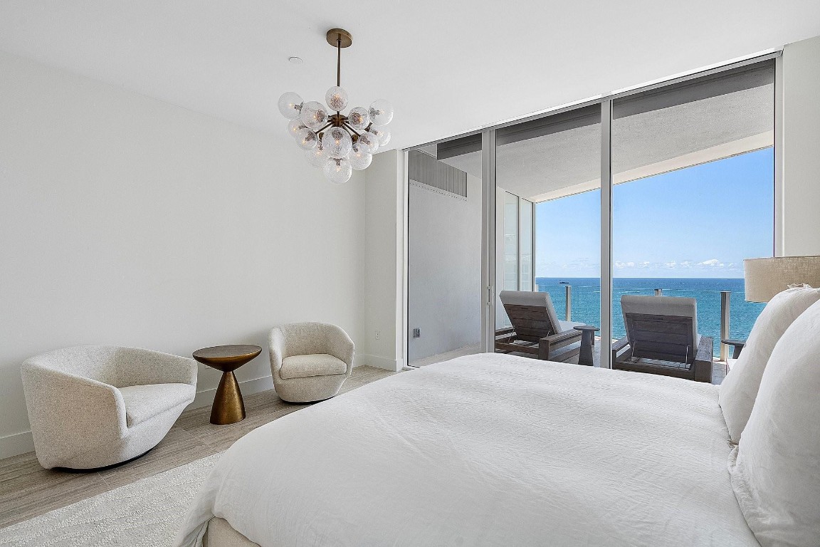 Four Seasons - Residential