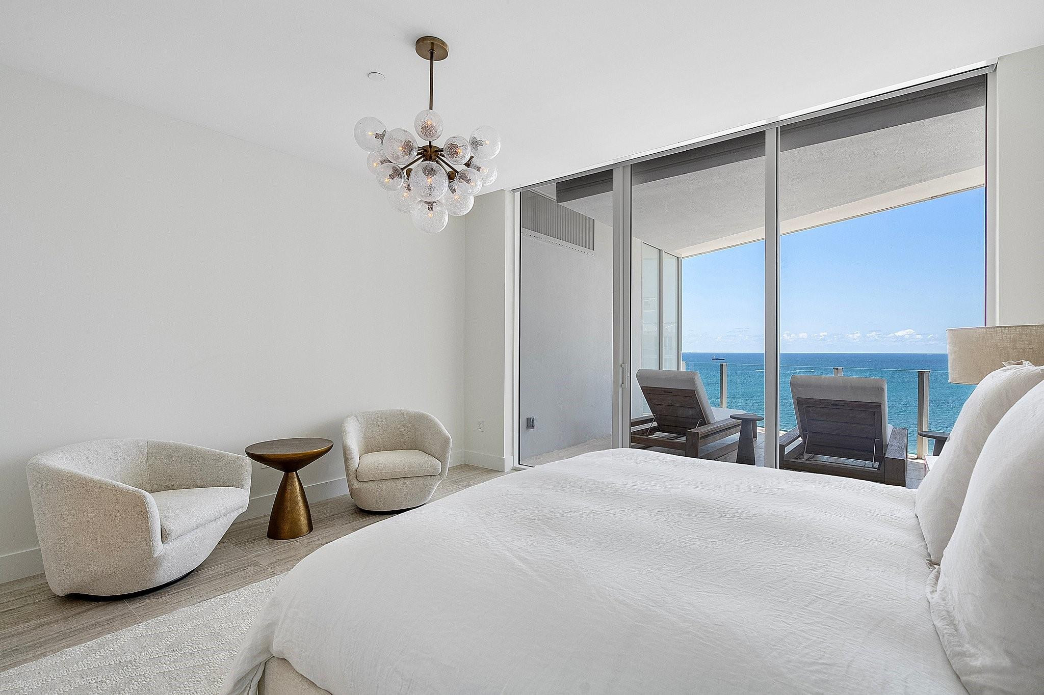 Four Seasons - Residential