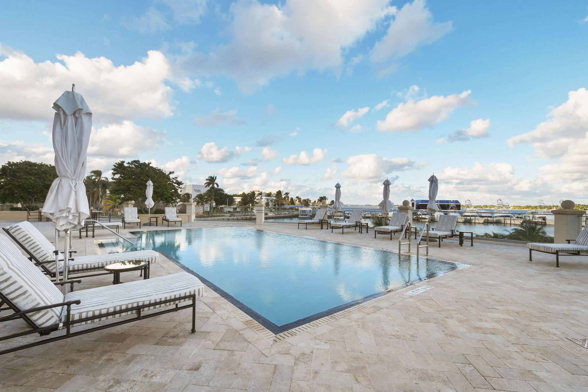 ONE WATERMARK PLACE OF THE PALM BEACHES - Residential