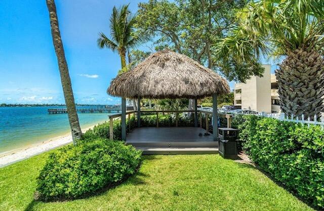 PALM BEACH HOUSE CONDO - Residential Lease