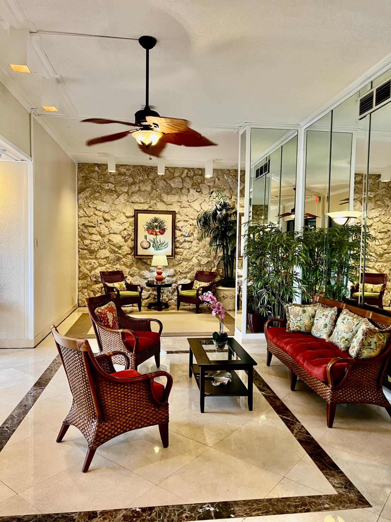 PALM BEACH HOUSE CONDO - Residential Lease