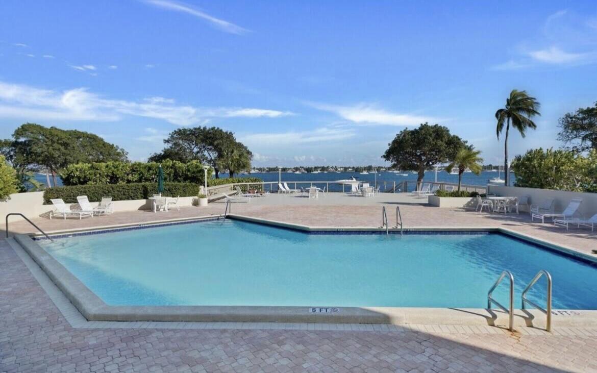 PALM BEACH HOUSE CONDO - Residential Lease