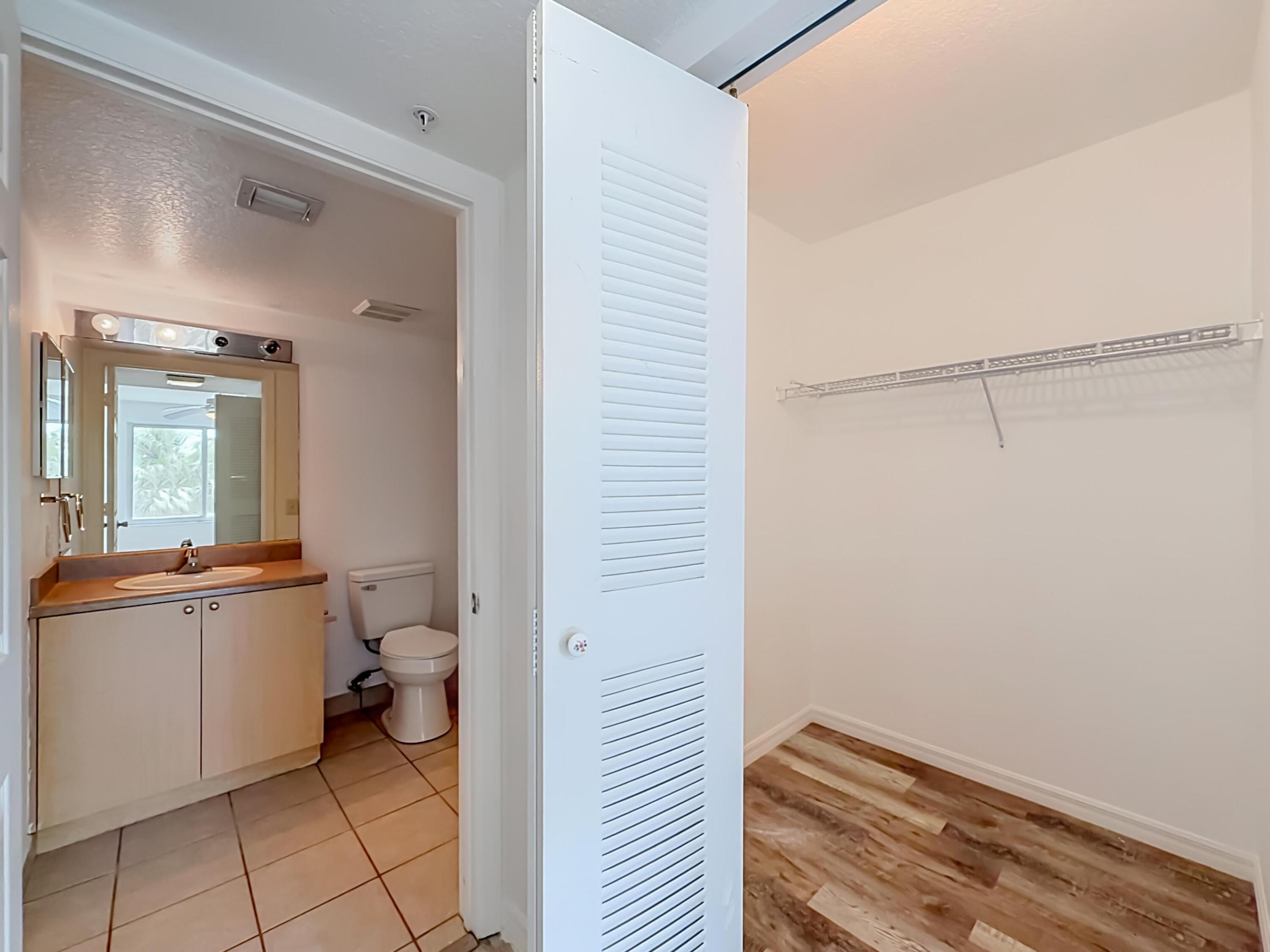 VILLA DEL SOL CONDO - Residential