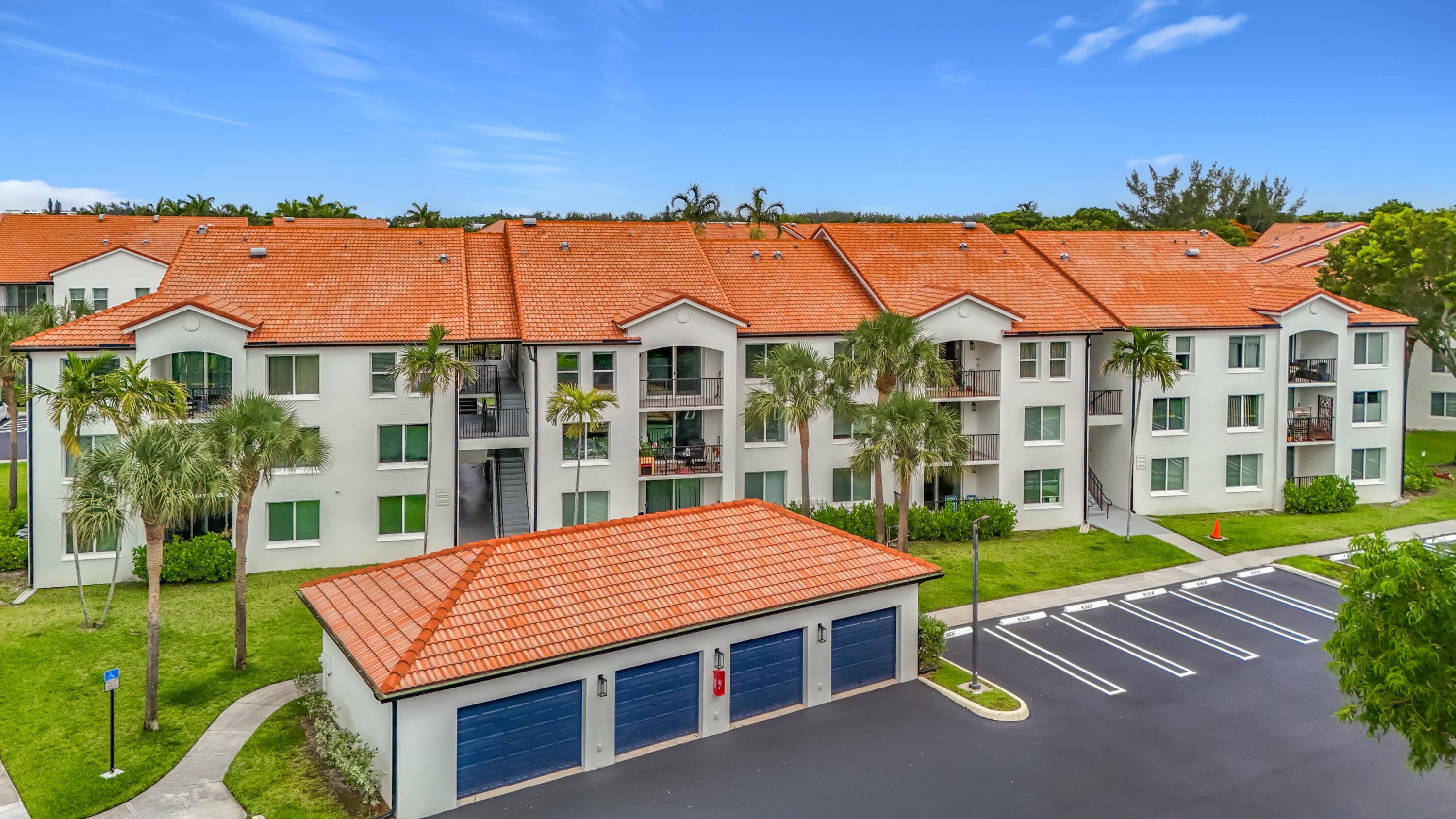 VILLA DEL SOL CONDO - Residential