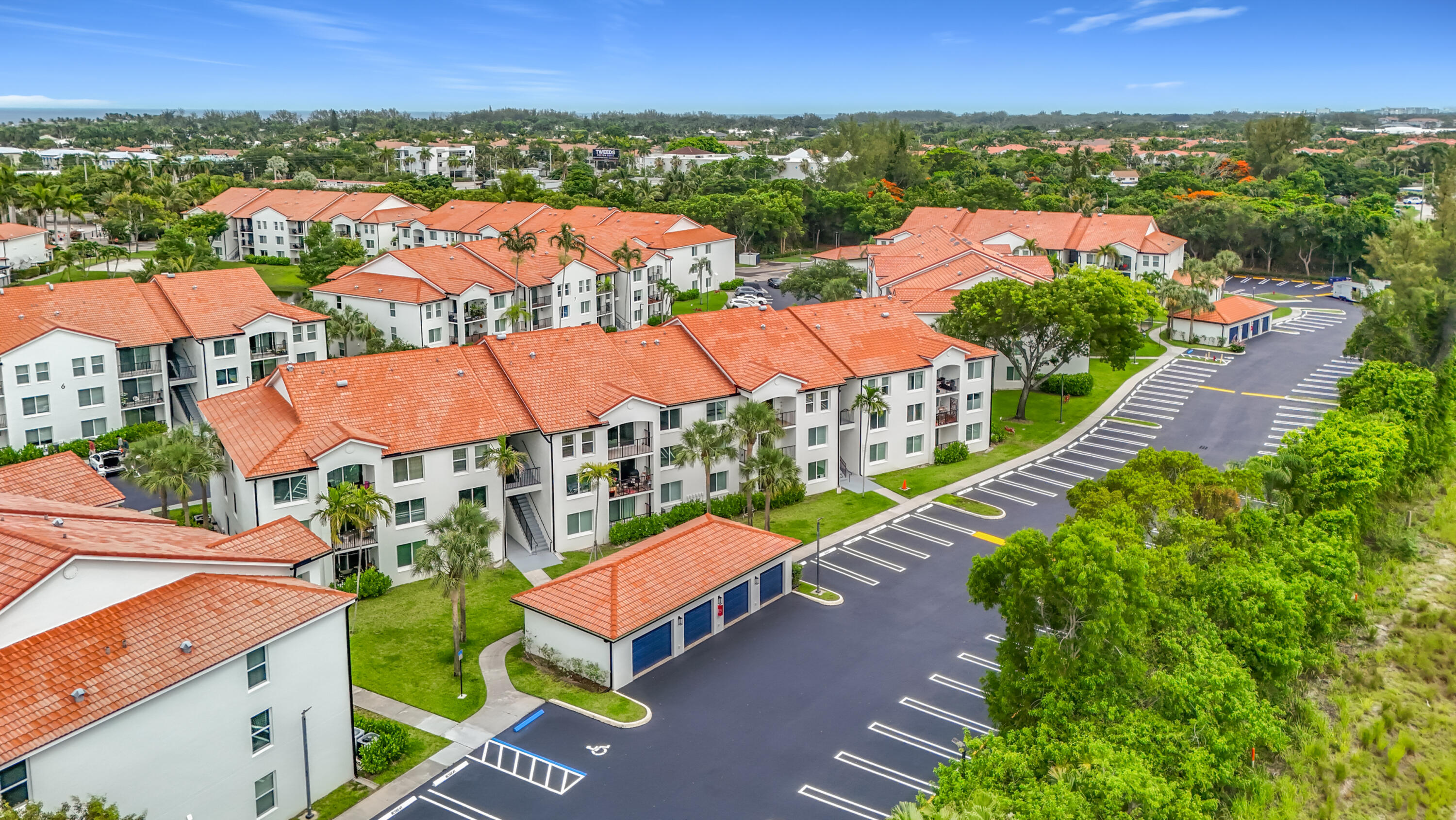VILLA DEL SOL CONDO - Residential