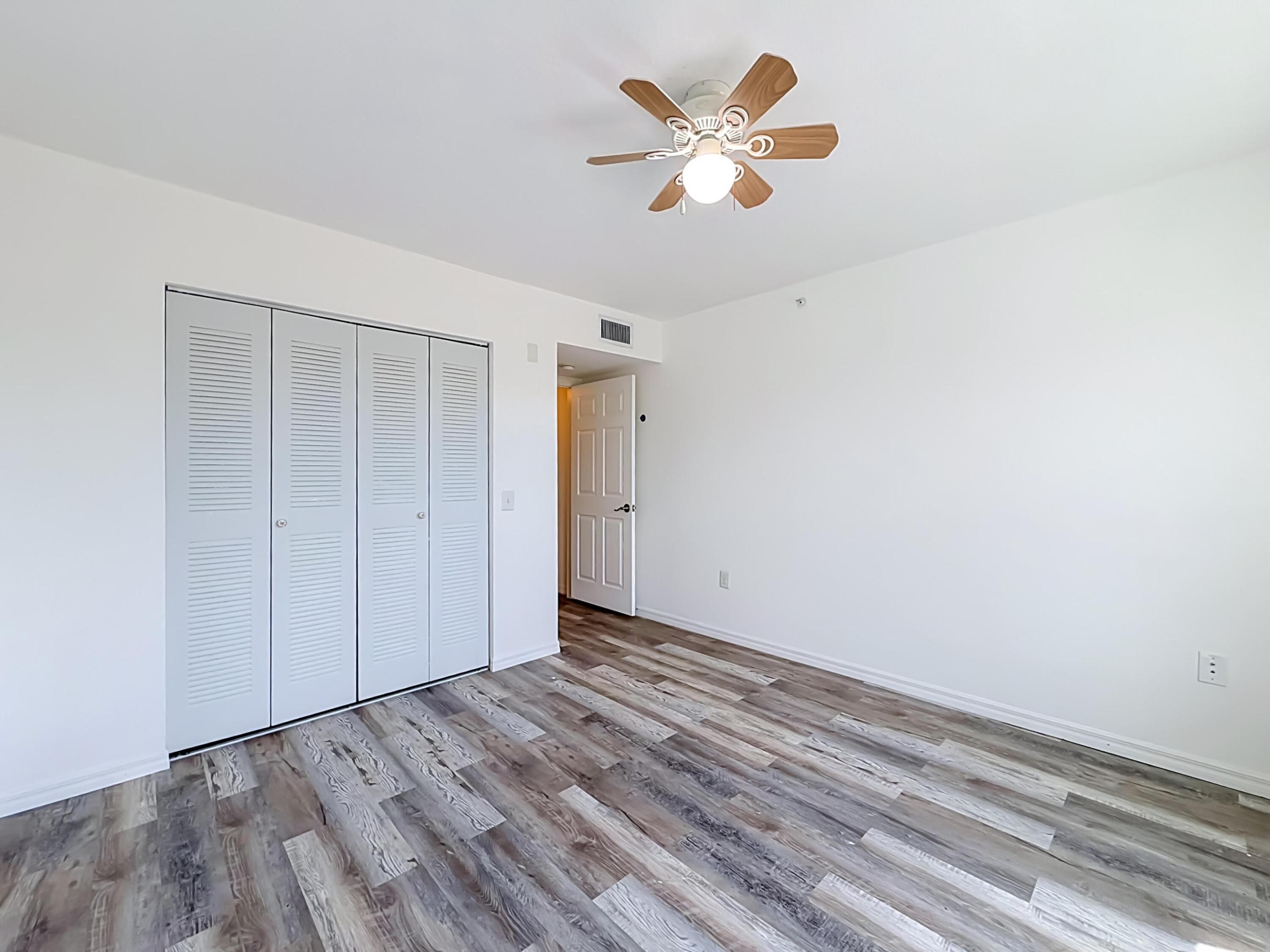 VILLA DEL SOL CONDO - Residential