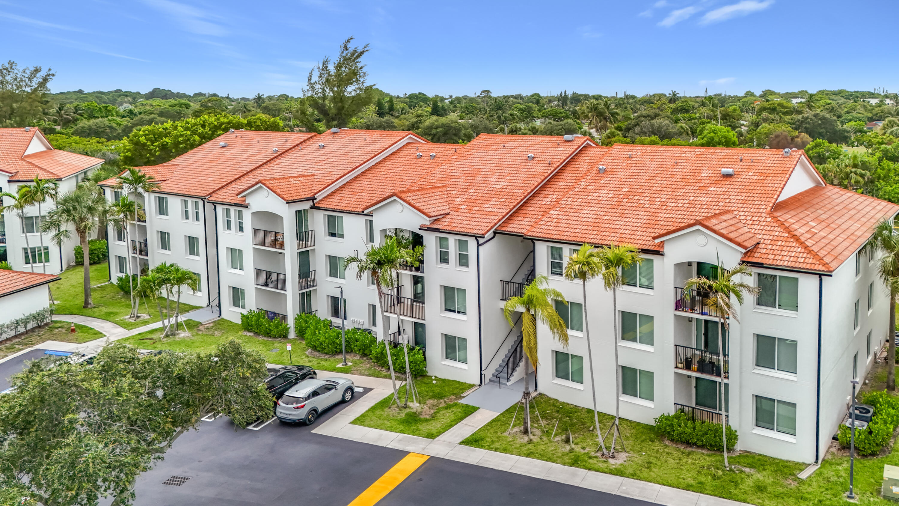 VILLA DEL SOL CONDO - Residential