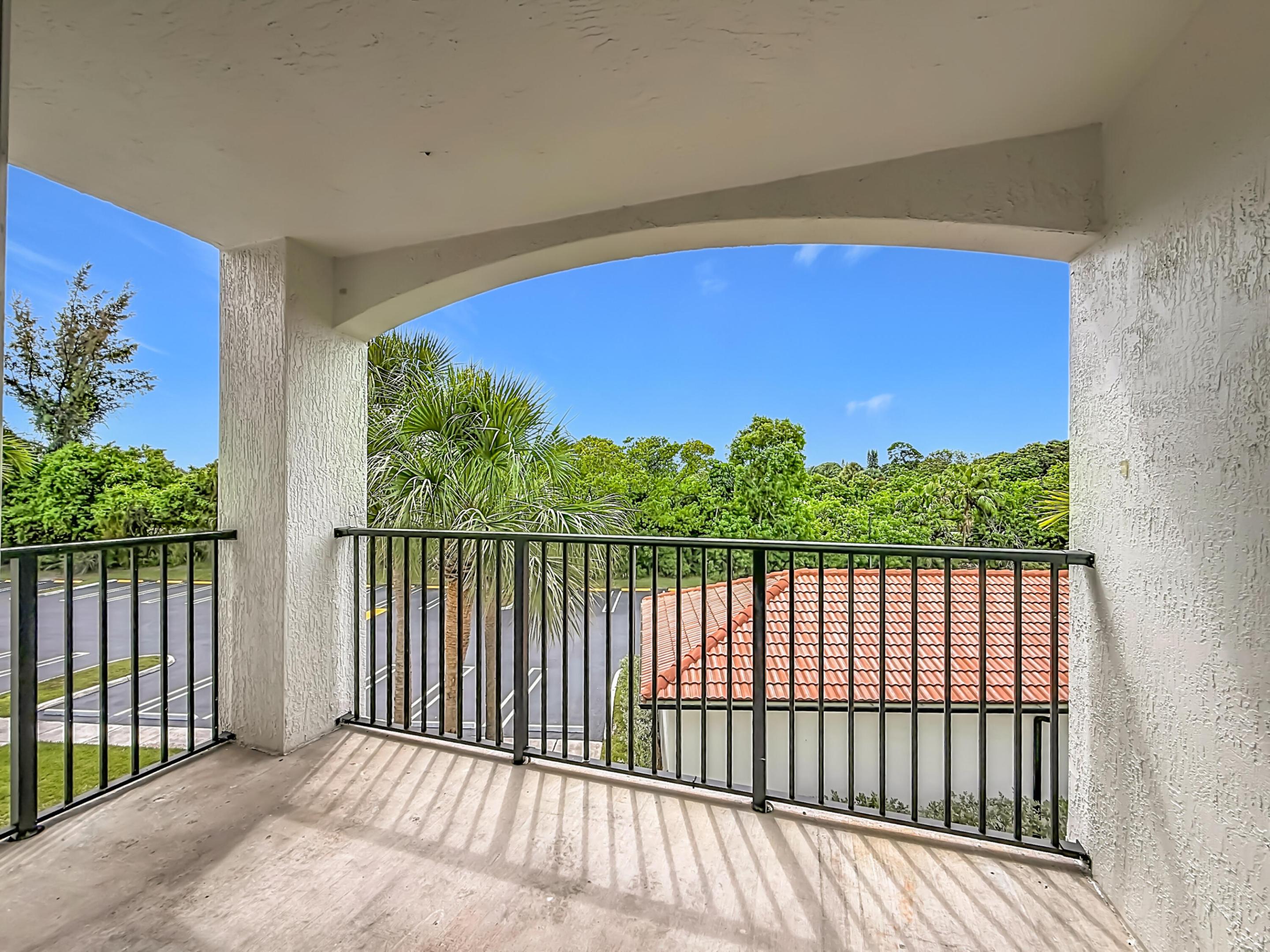 VILLA DEL SOL CONDO - Residential