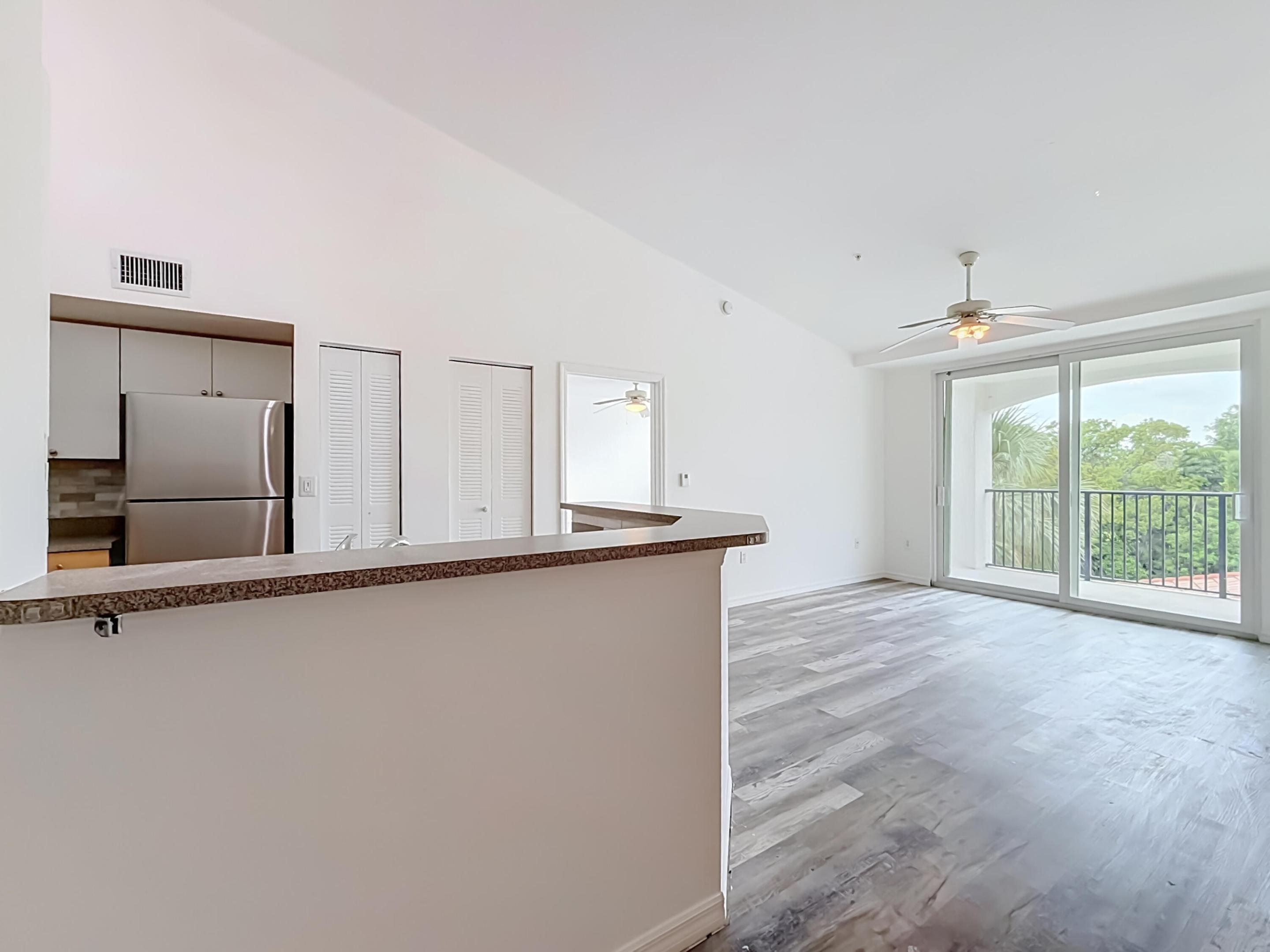 VILLA DEL SOL CONDO - Residential