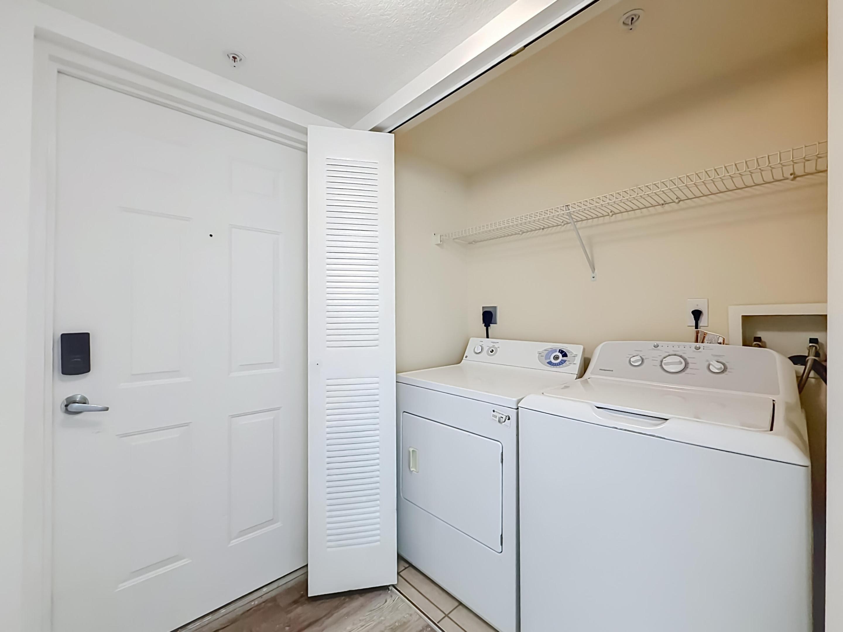 VILLA DEL SOL CONDO - Residential